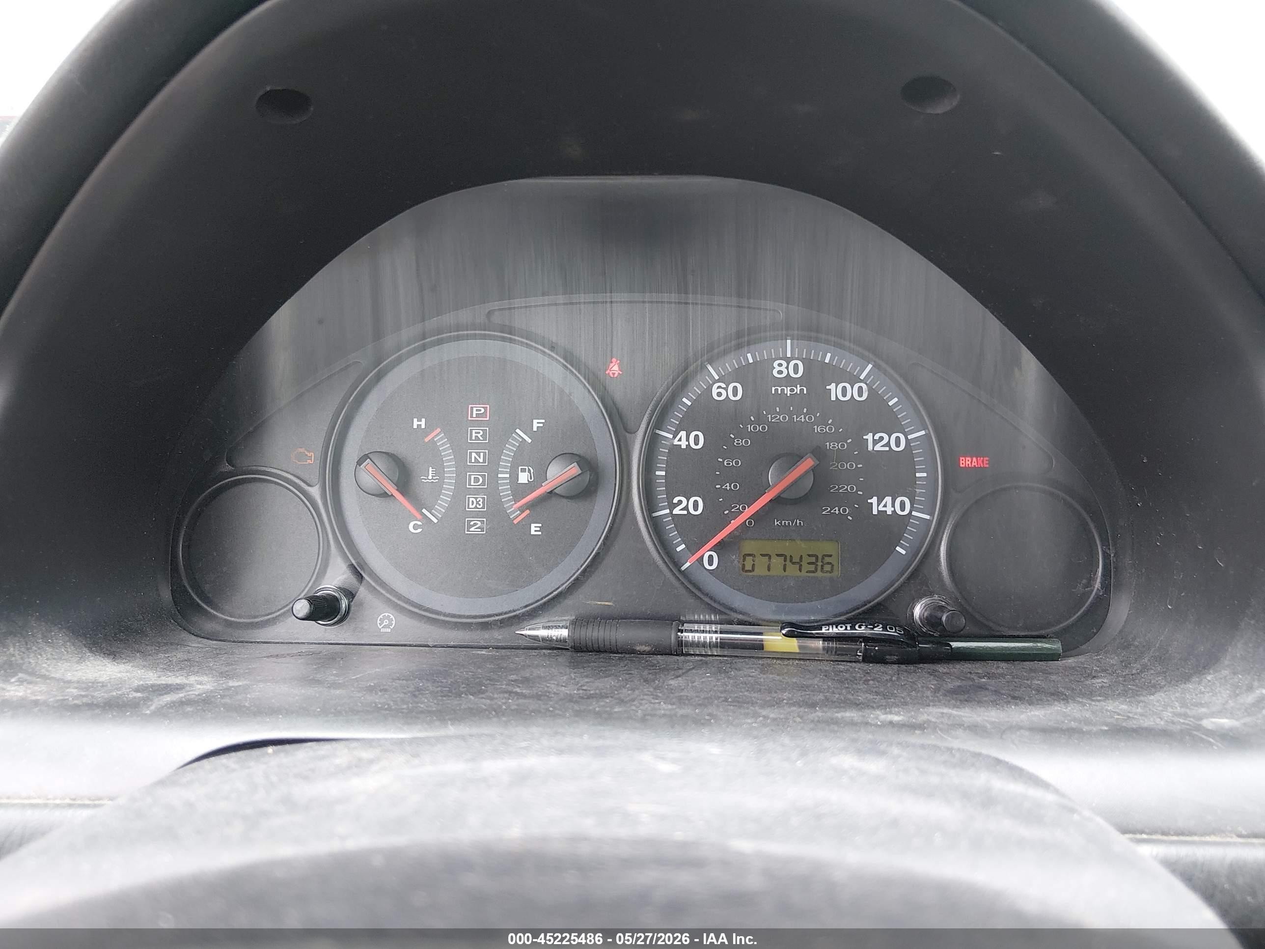 2004 Honda Civic Vp White vin: 2HGES16394H533460