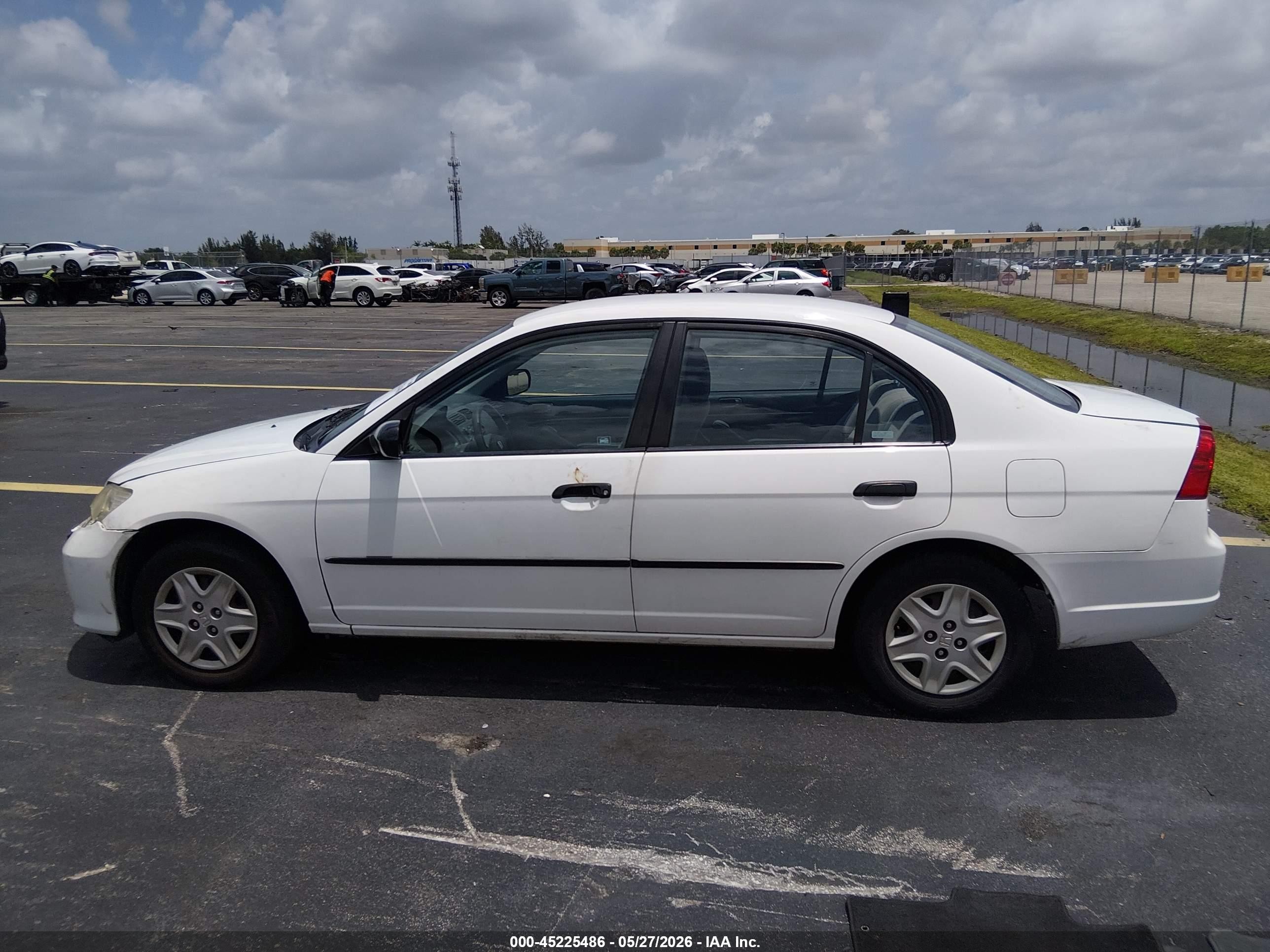 2004 Honda Civic Vp White vin: 2HGES16394H533460
