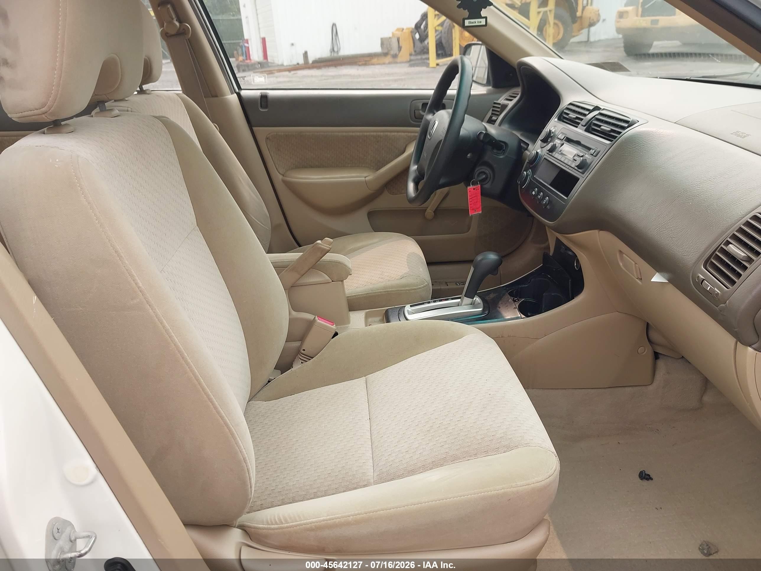 2005 Honda Civic Vp White vin: 2HGES16395H563060
