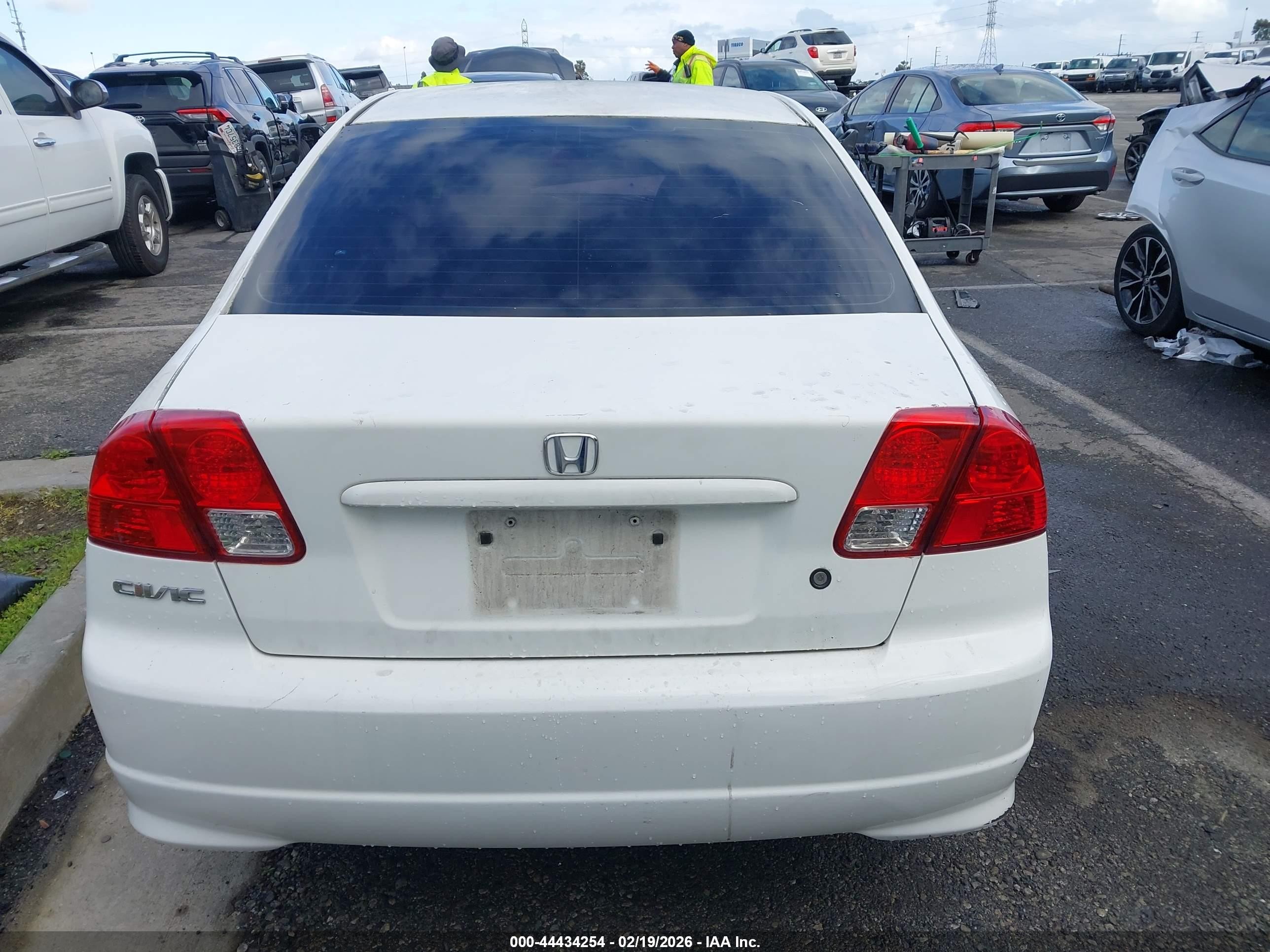 2005 Honda Civic Vp Белый vin: 2HGES163X5H559700