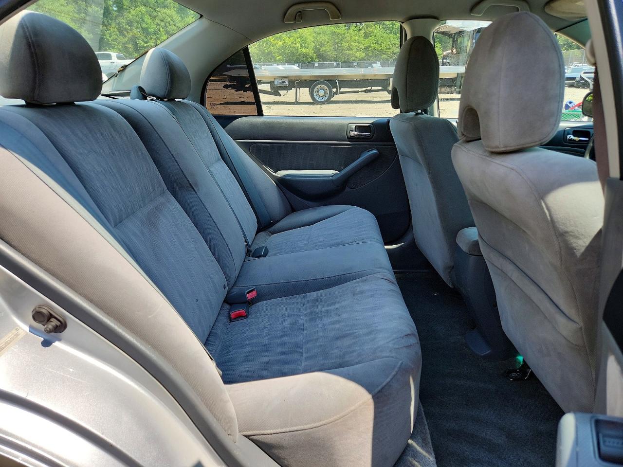 2003 Honda Civic Silver vin: 2HGES16503H591487