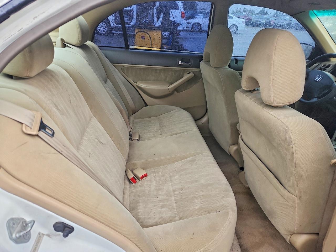 2004 Honda Civic Lx White vin: 2HGES16504H620729