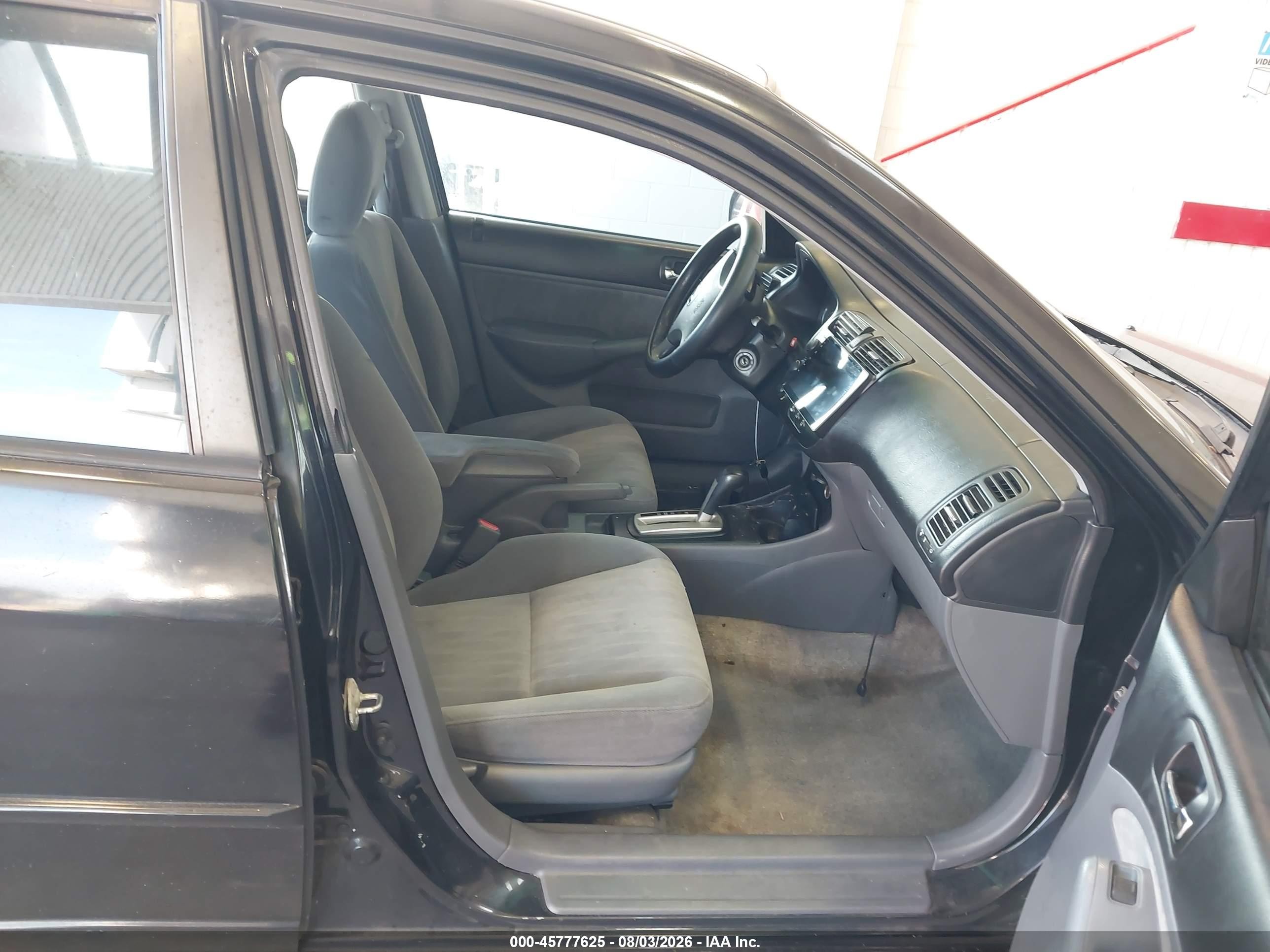 2005 Honda Civic Lx Черный vin: 2HGES16505H591590