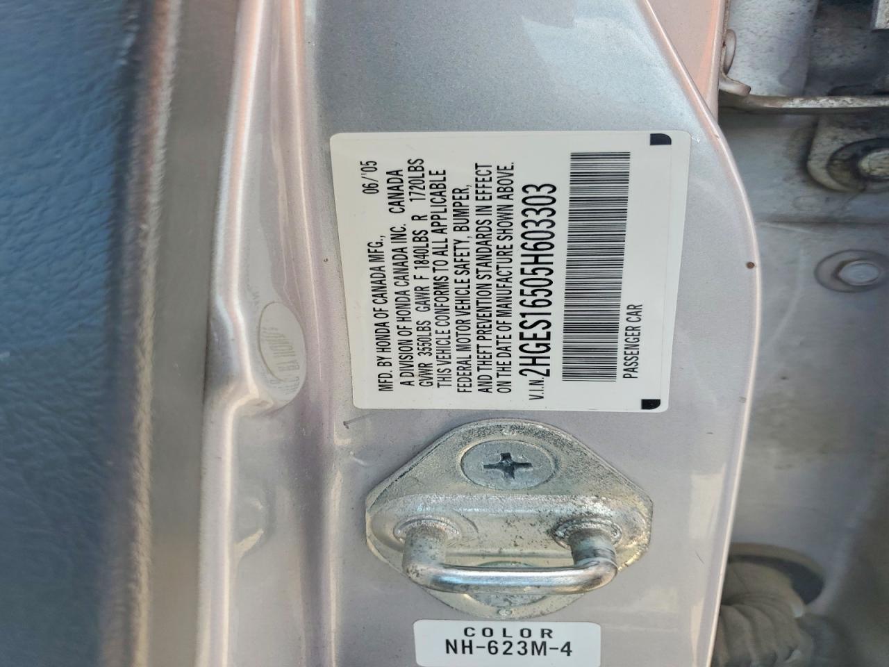 2005 Honda Civic Lx Серебряный vin: 2HGES16505H603303