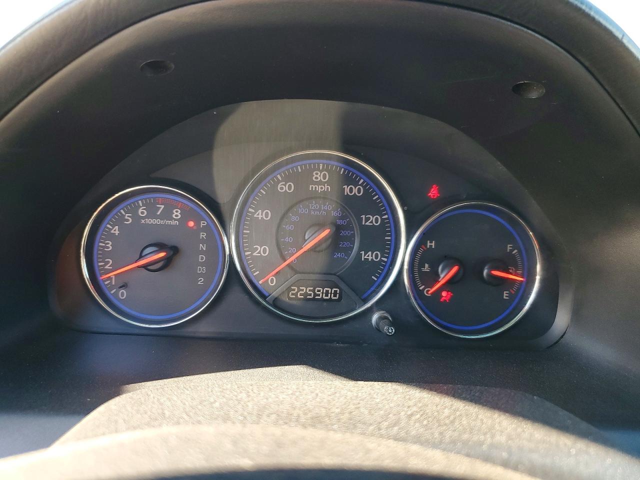 2005 Honda Civic Lx Серебряный vin: 2HGES16505H623681
