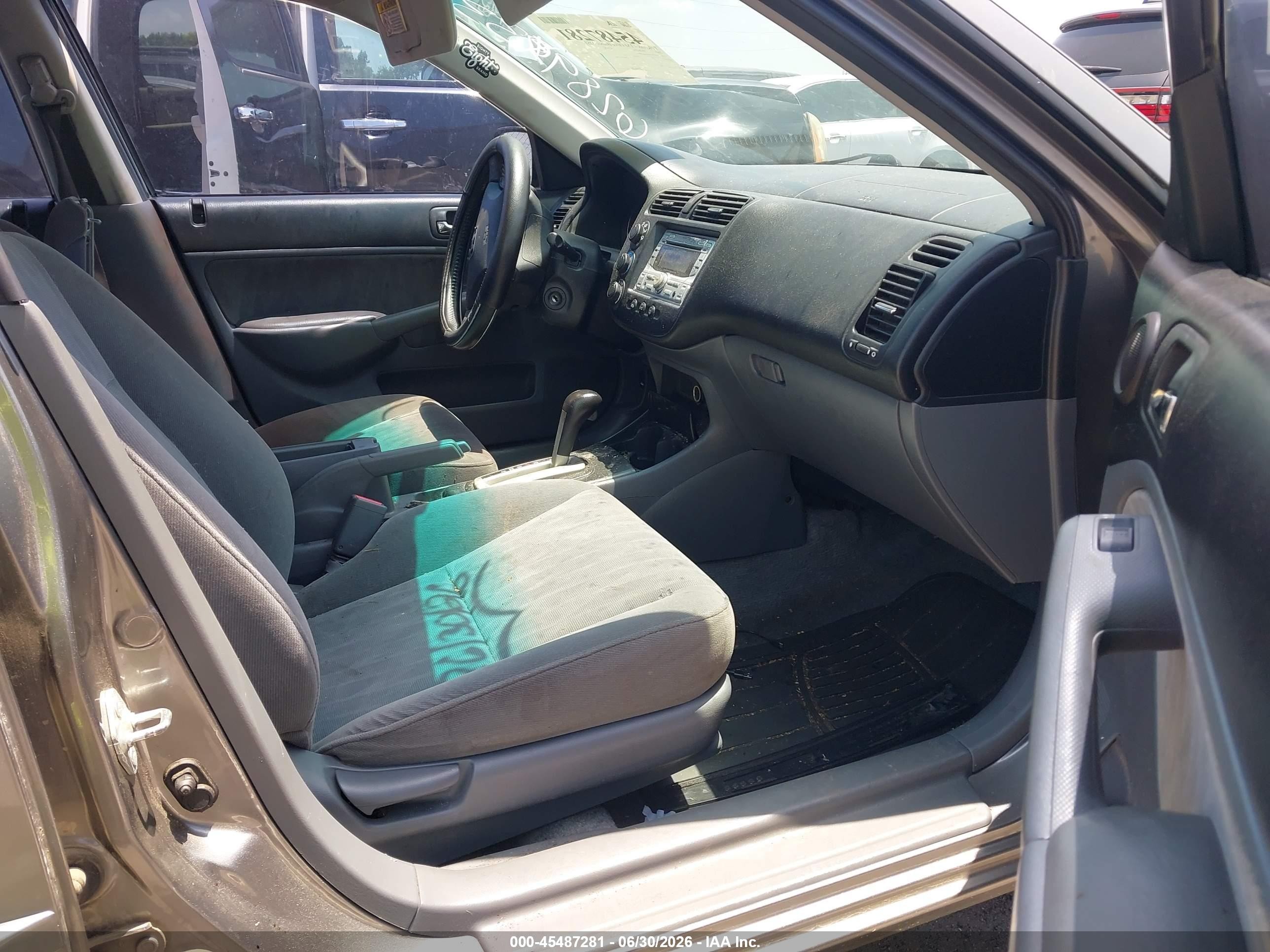2005 Honda Civic Lx Gray vin: 2HGES16505H628993