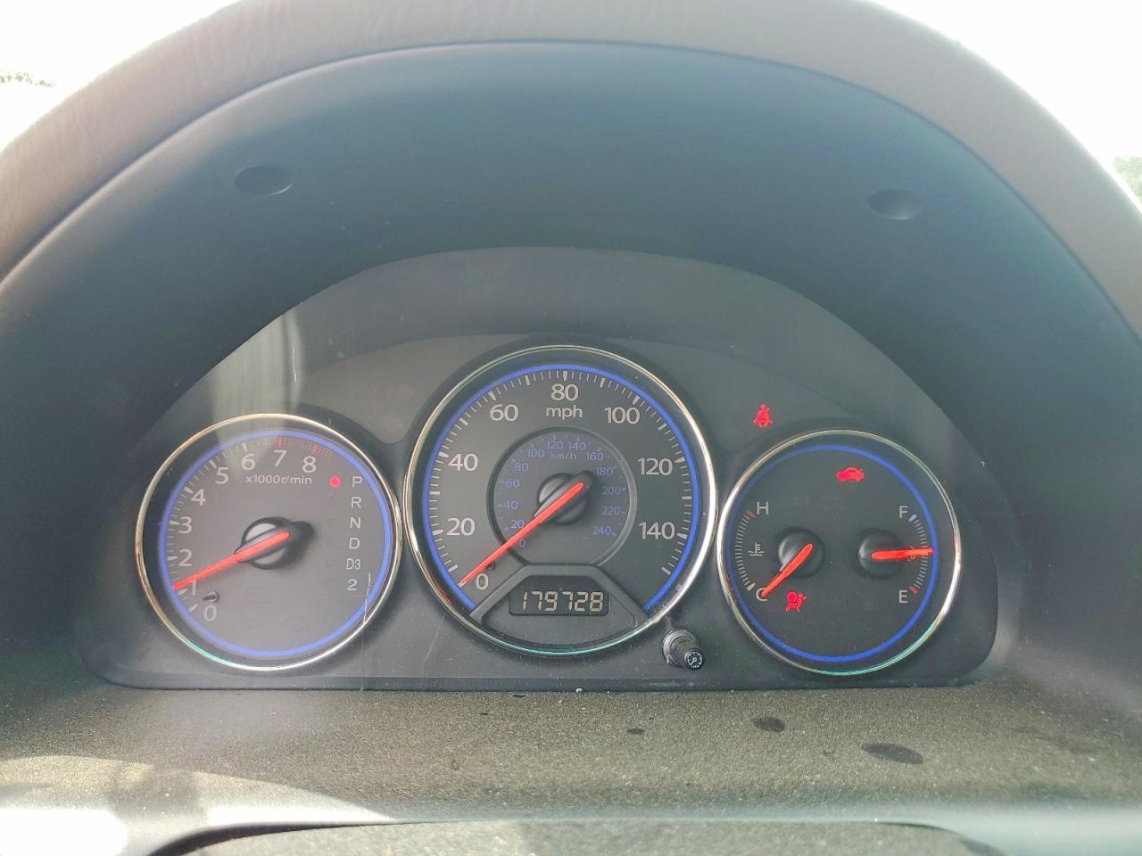 2005 Honda Civic Lx White vin: 2HGES16525H536803