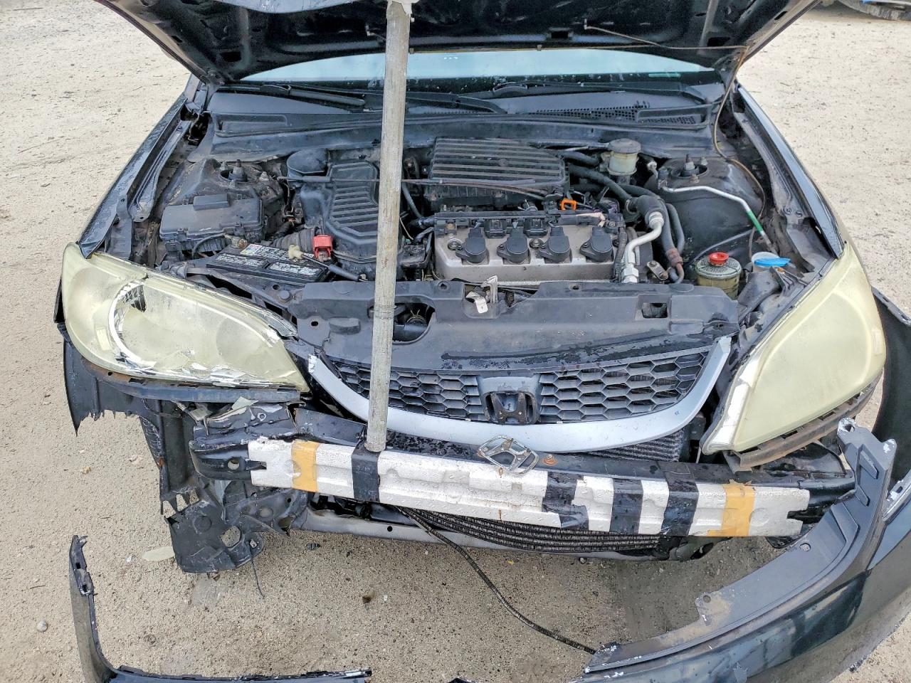2005 Honda Civic Lx Черный vin: 2HGES16525H626548