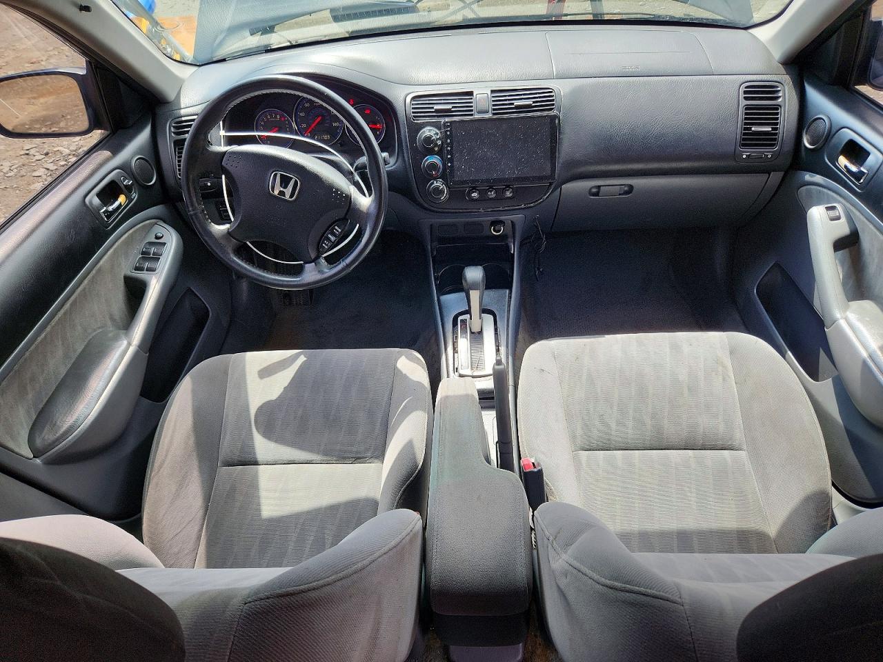 2005 Honda Civic Lx Черный vin: 2HGES16545H558866