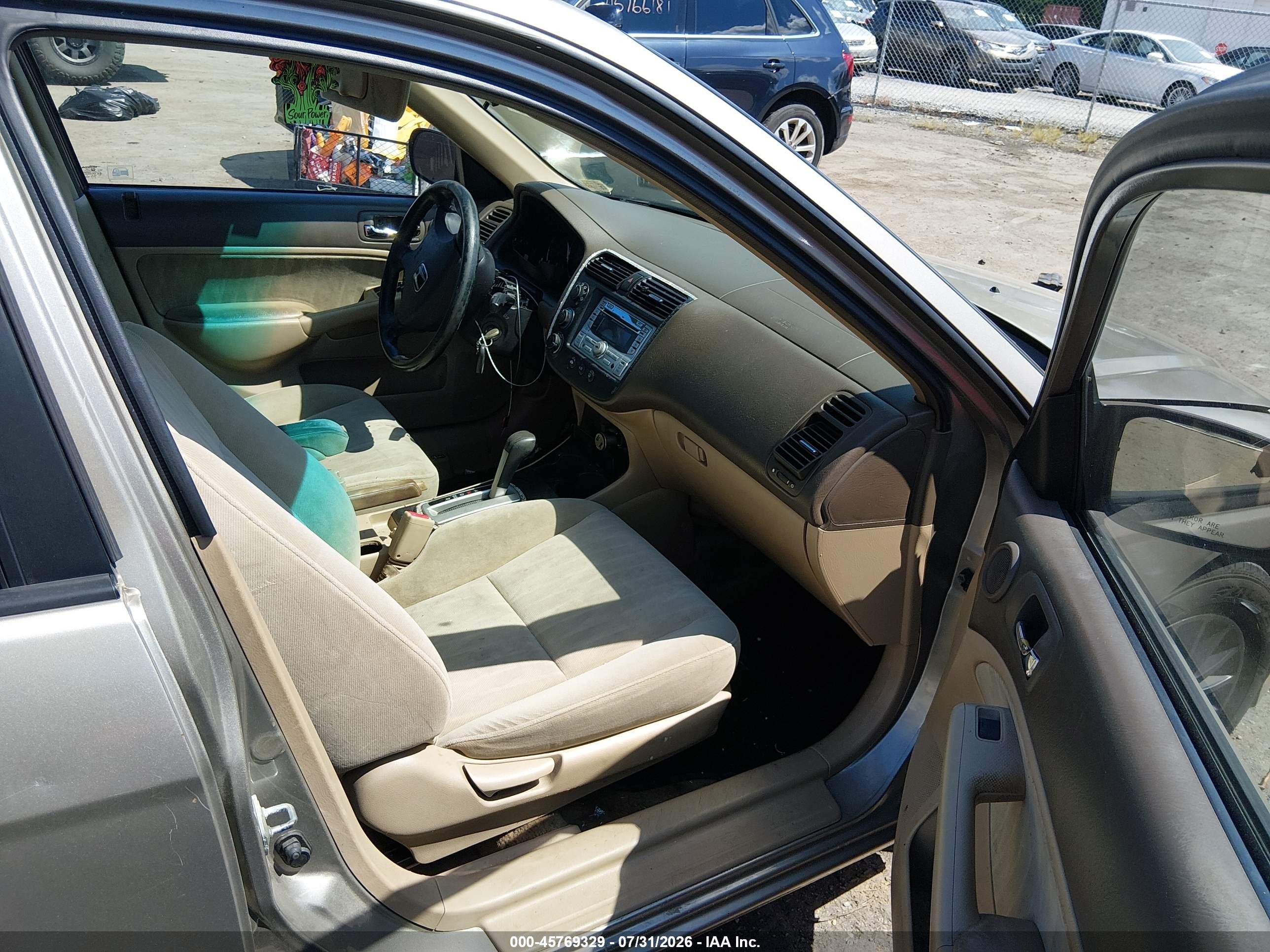 2005 Honda Civic Lx Champagne vin: 2HGES16545H574386