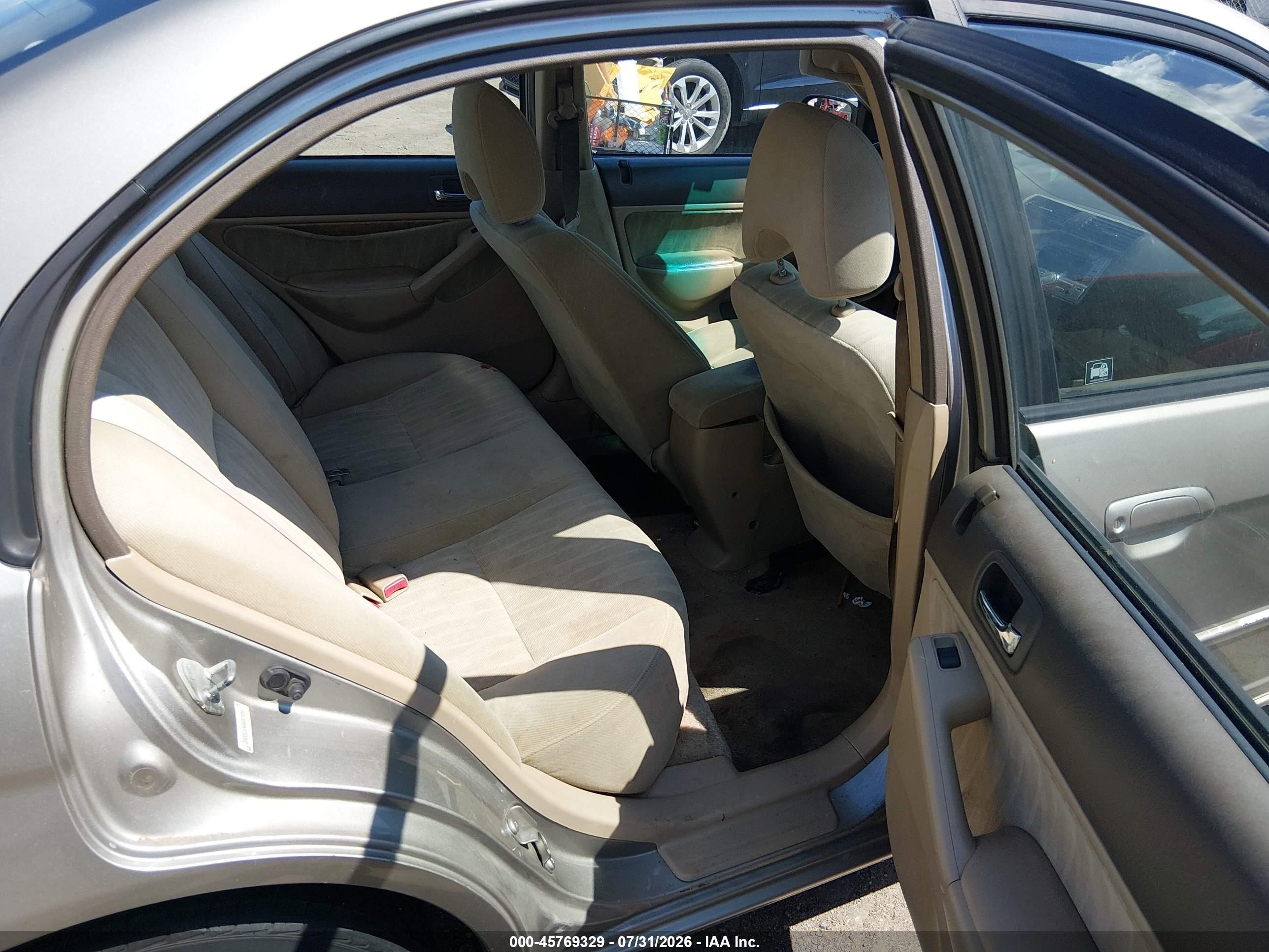 2005 Honda Civic Lx Champagne vin: 2HGES16545H574386