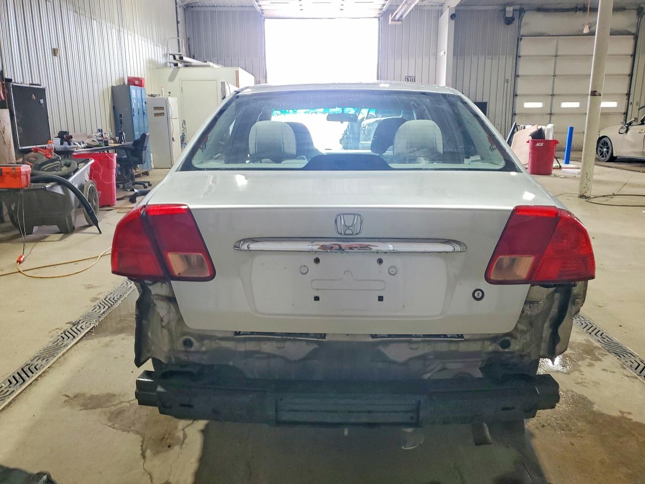 2005 Honda Civic Lx Серебряный vin: 2HGES16545H624137