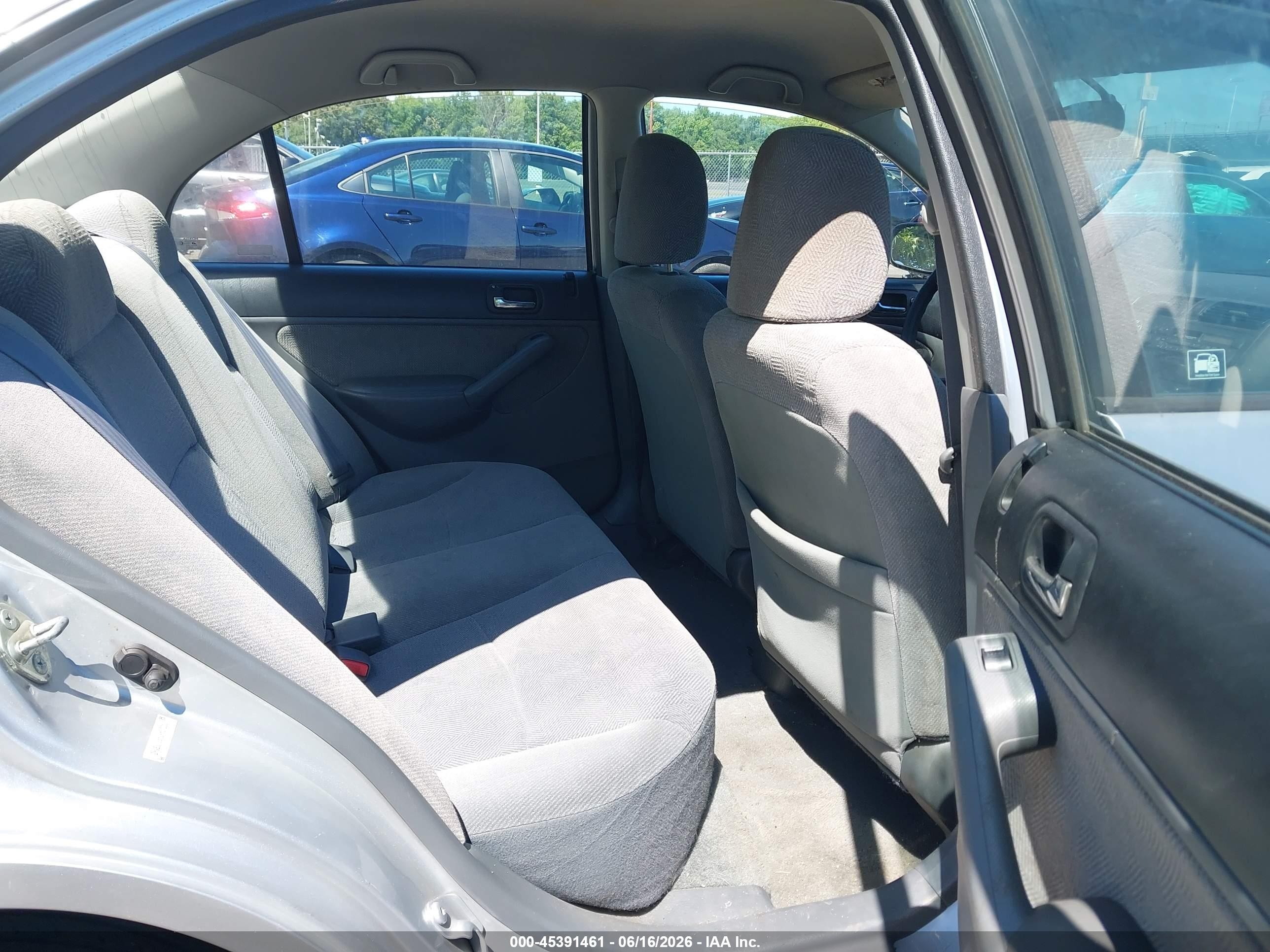 2002 Honda Civic Lx Серебряный vin: 2HGES16552H507310