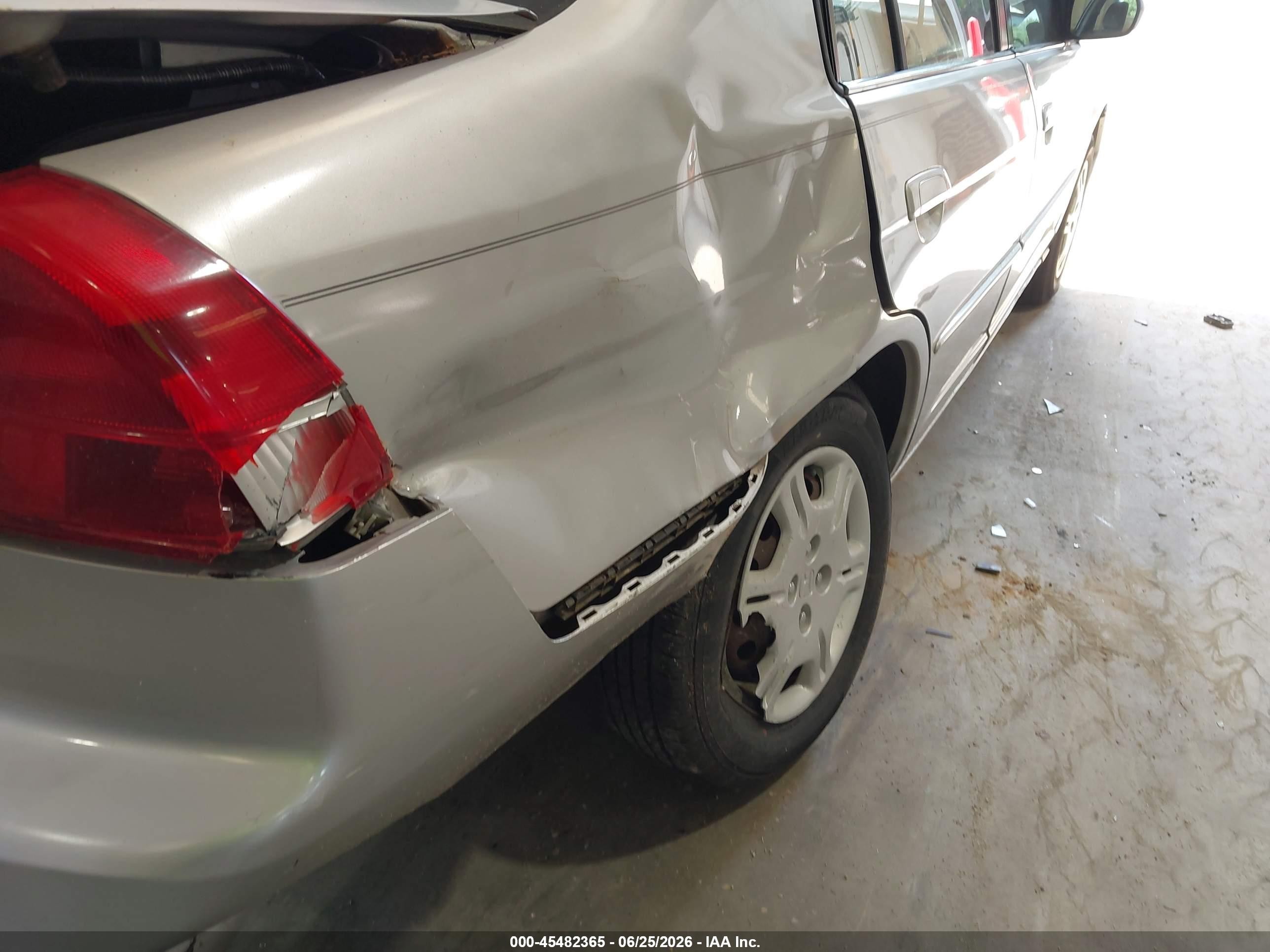 2002 Honda Civic Lx Silver vin: 2HGES16552H569080