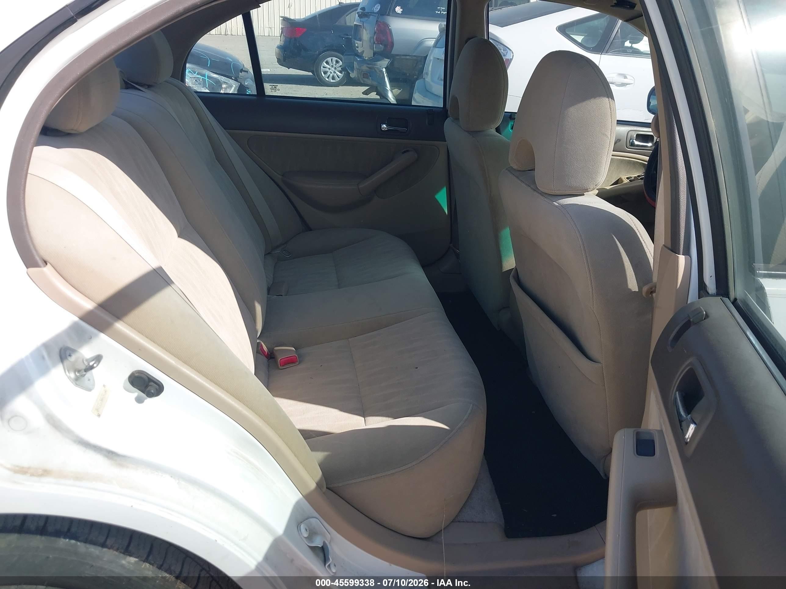 2004 Honda Civic Lx White vin: 2HGES16564H541646