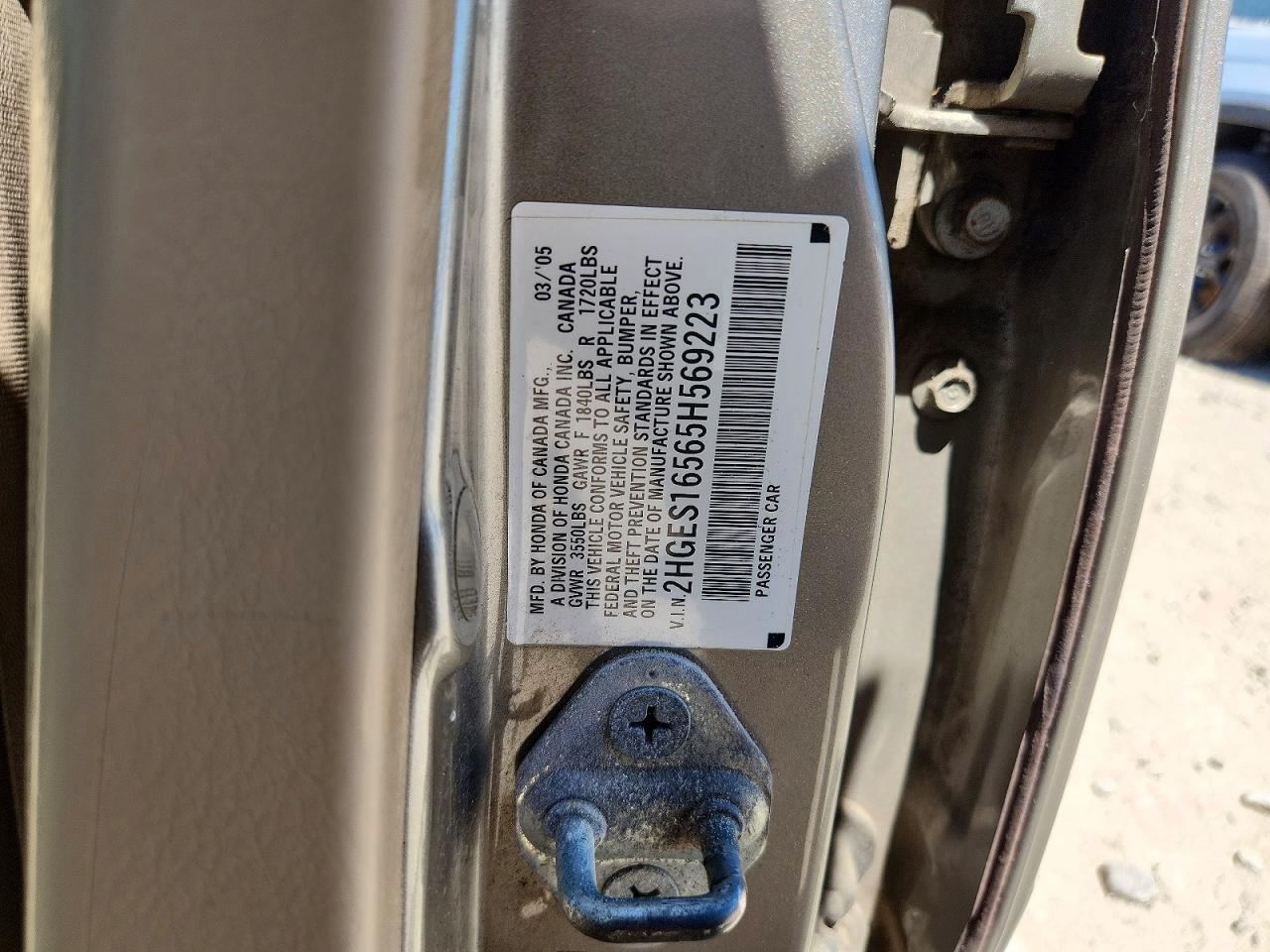 2005 Honda Civic Lx Gold vin: 2HGES16565H569223