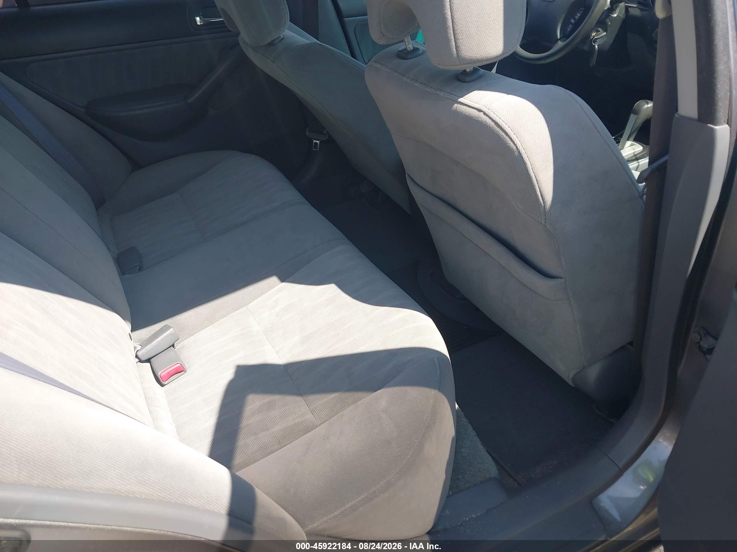 2005 Honda Civic Lx Silver vin: 2HGES16565H582263