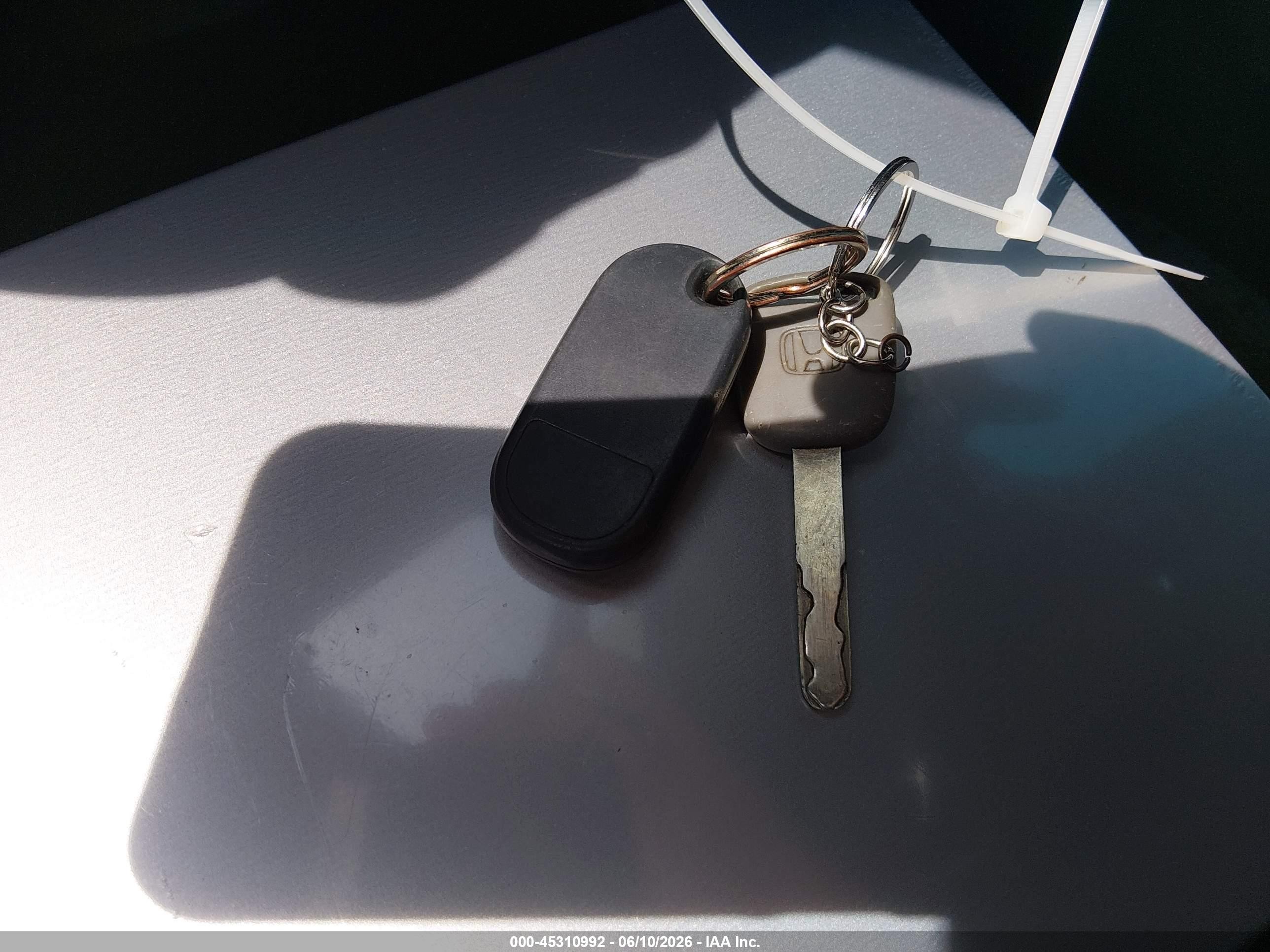 2005 Honda Civic Lx Silver vin: 2HGES16565H595224