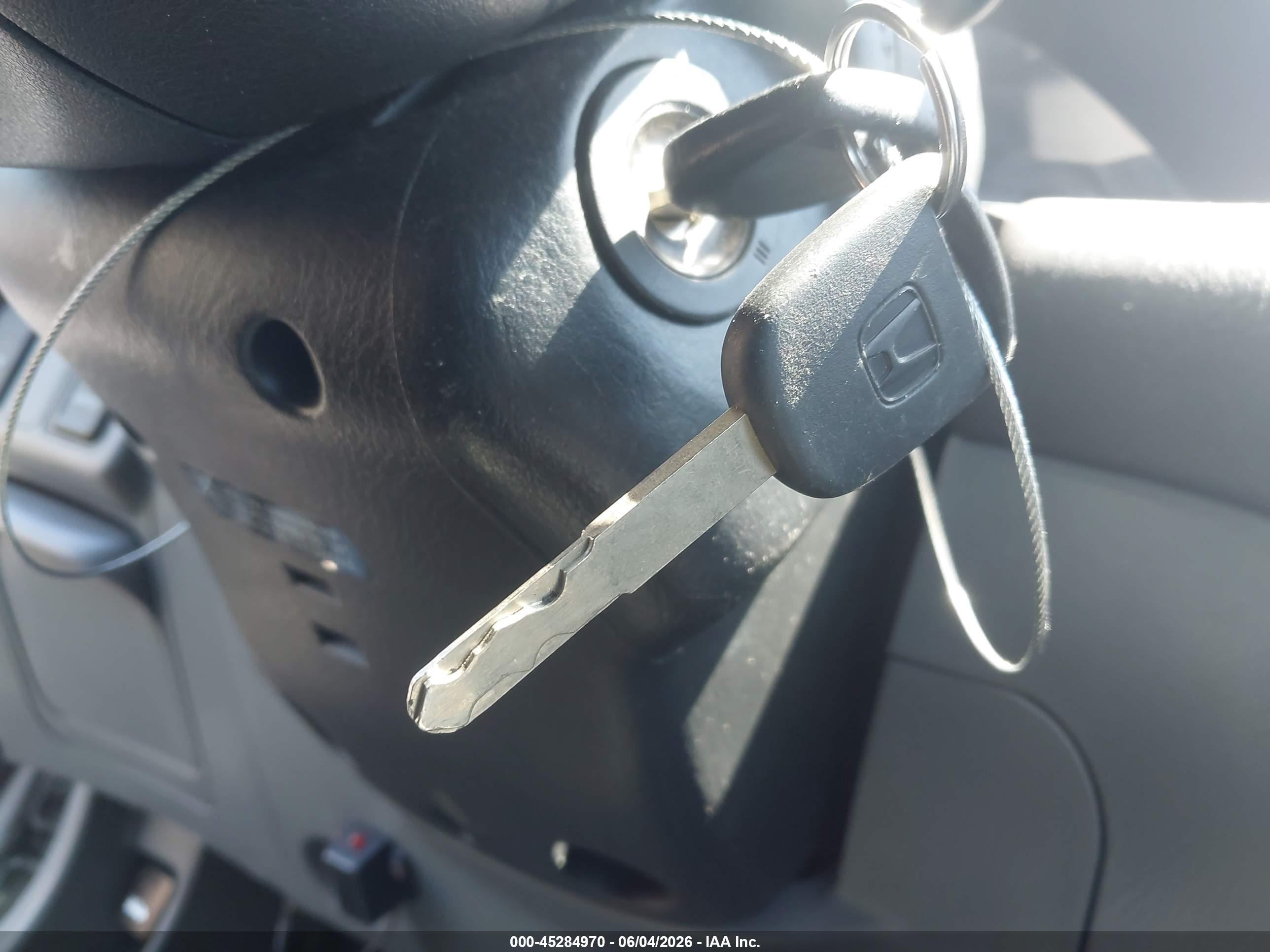 2003 Honda Civic Lx Серебряный vin: 2HGES16573H524532