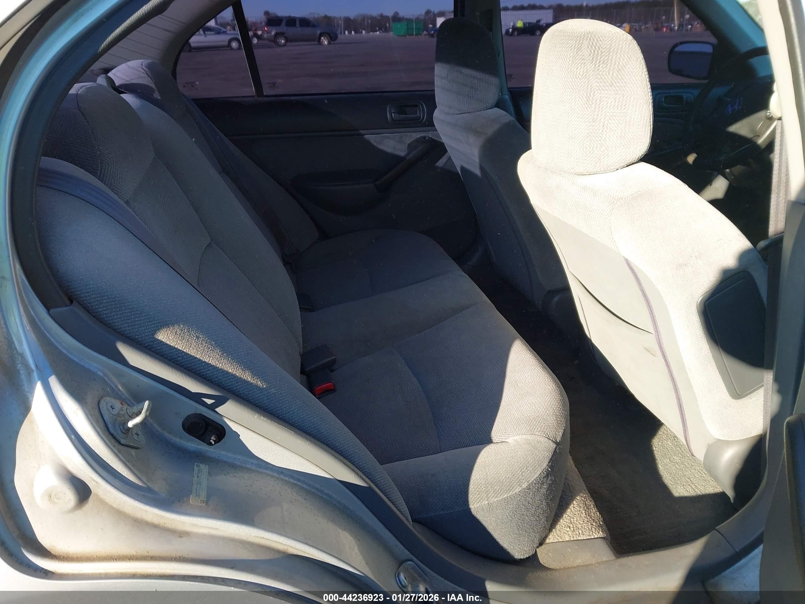 2001 Honda Civic Lx Silver vin: 2HGES16581H587555