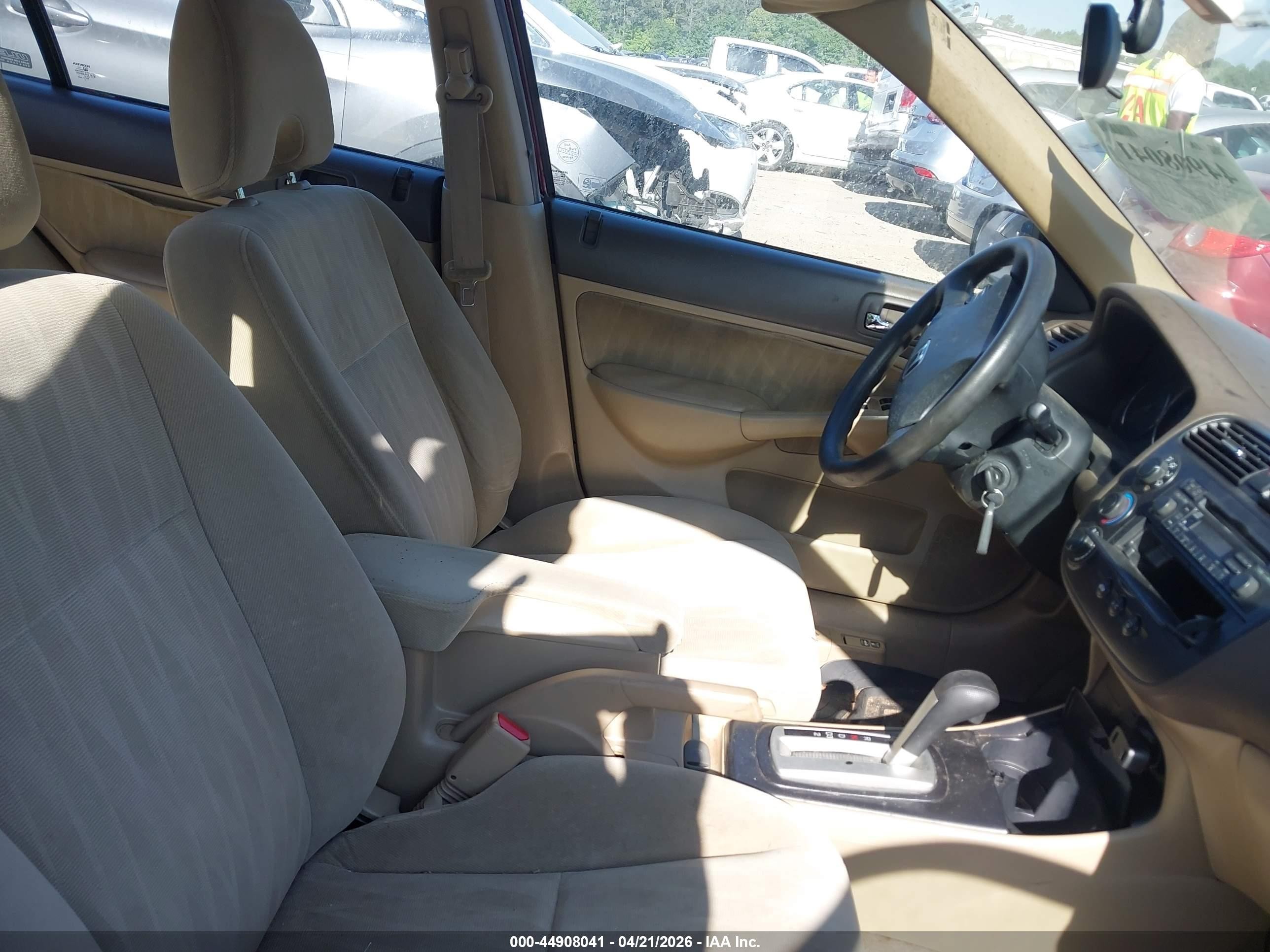 2003 Honda Civic Lx Красный vin: 2HGES16583H571231