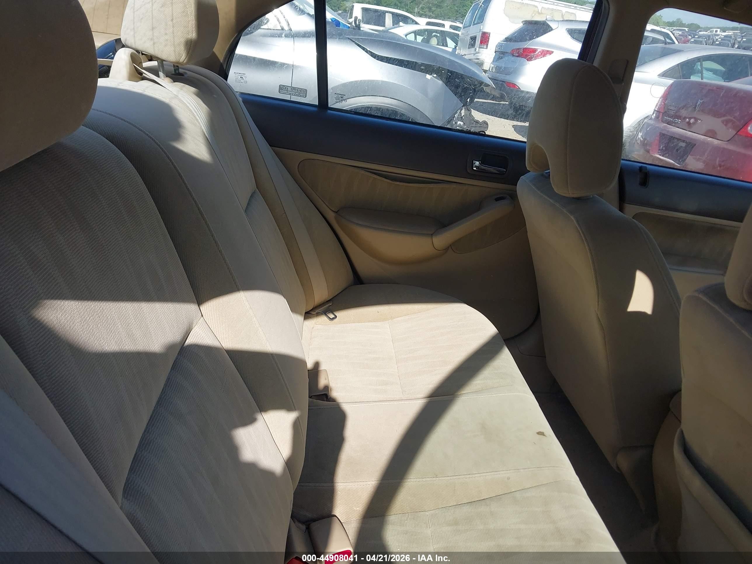 2003 Honda Civic Lx Красный vin: 2HGES16583H571231