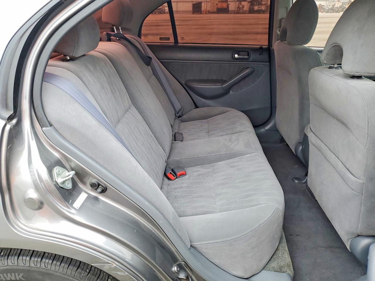 2004 Honda Civic Lx Gray vin: 2HGES16584H597796
