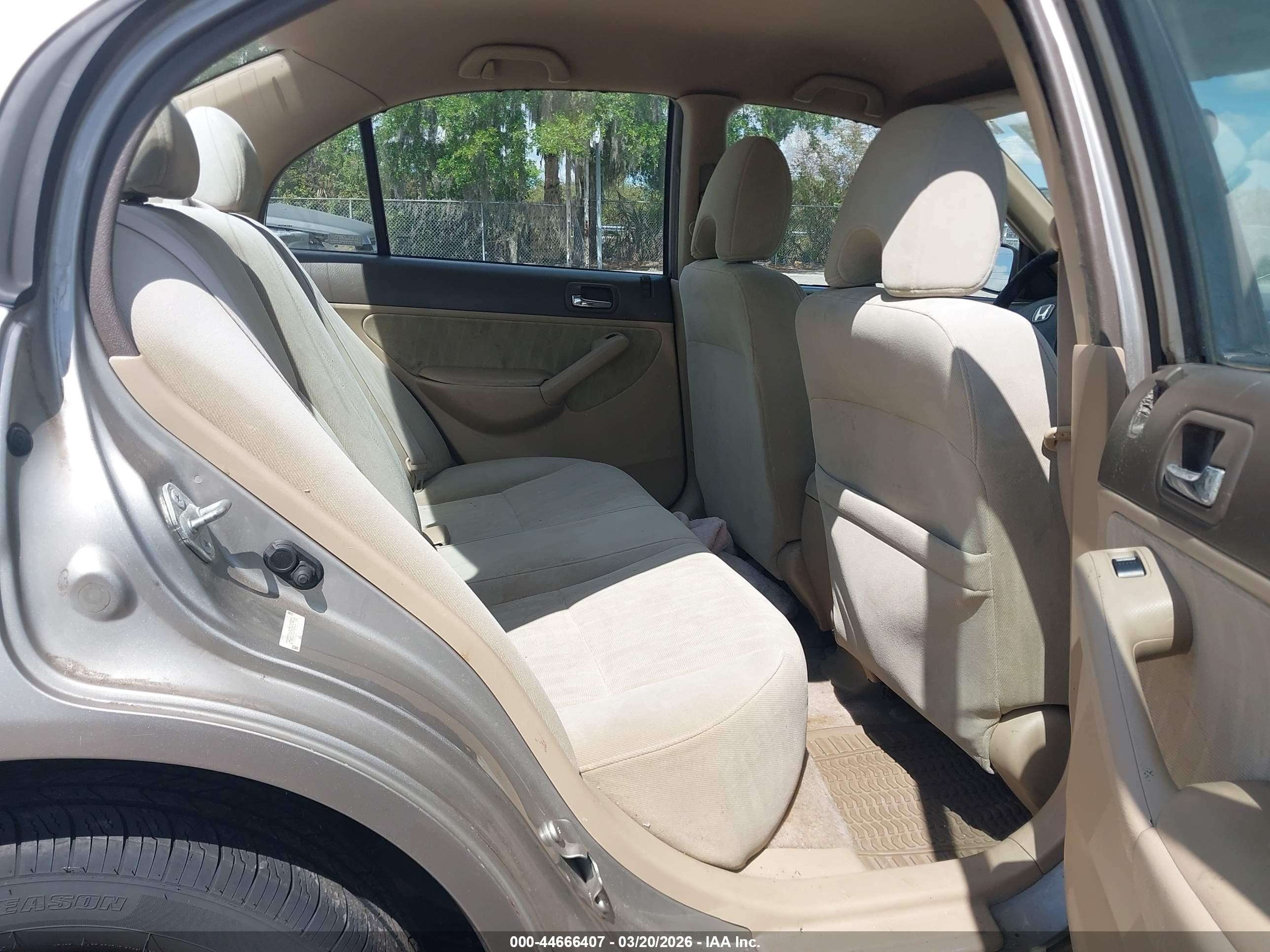 2003 Honda Civic Lx Gold vin: 2HGES16593H529926