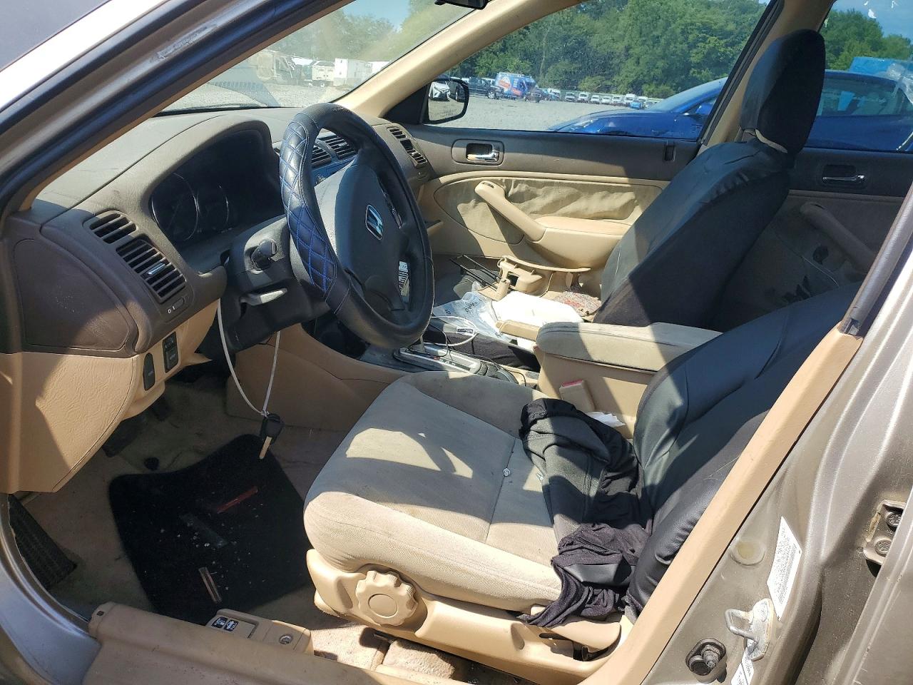 2005 Honda Civic Lx Бежевый vin: 2HGES16595H560516