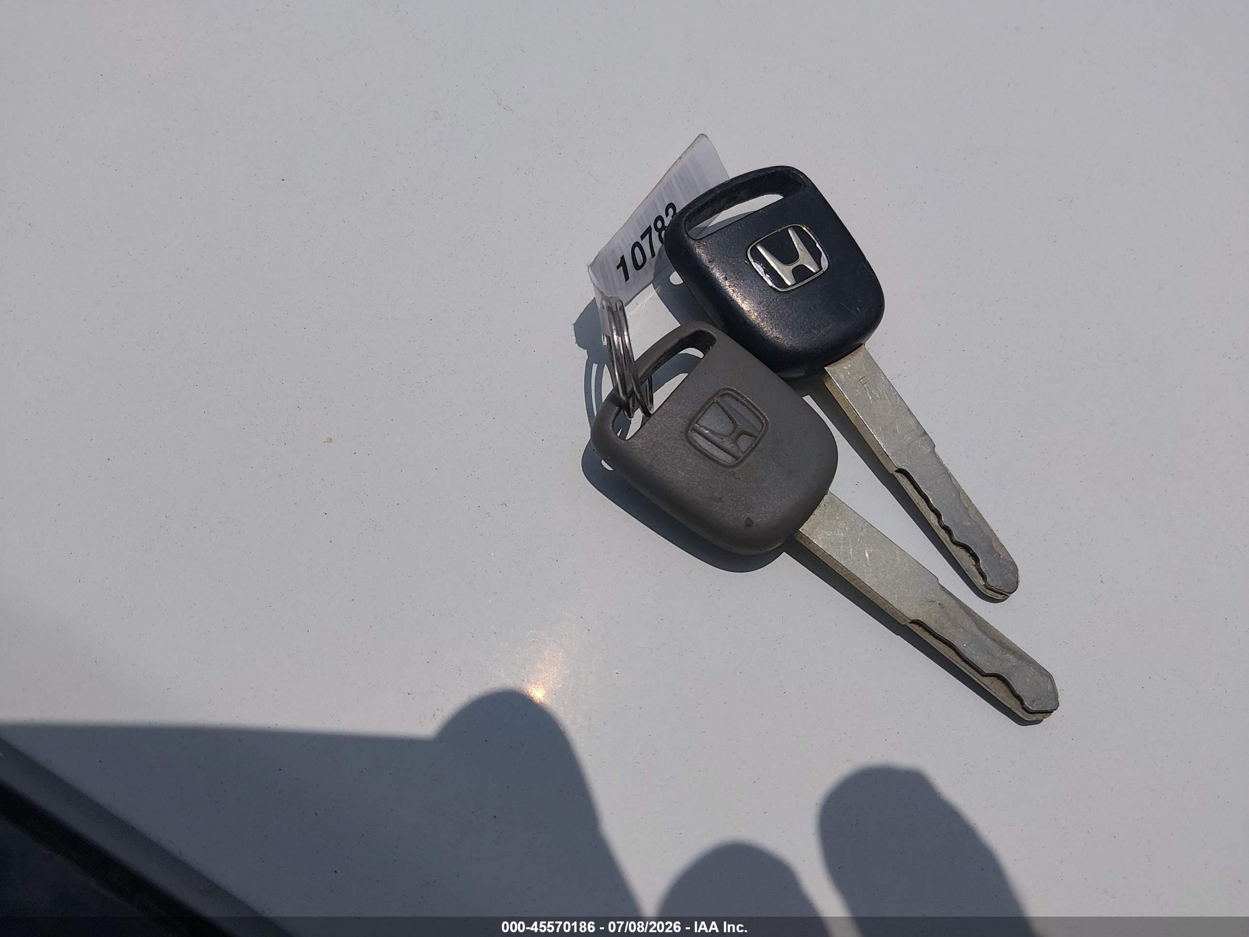 2005 Honda Civic Lx White vin: 2HGES16595H586551