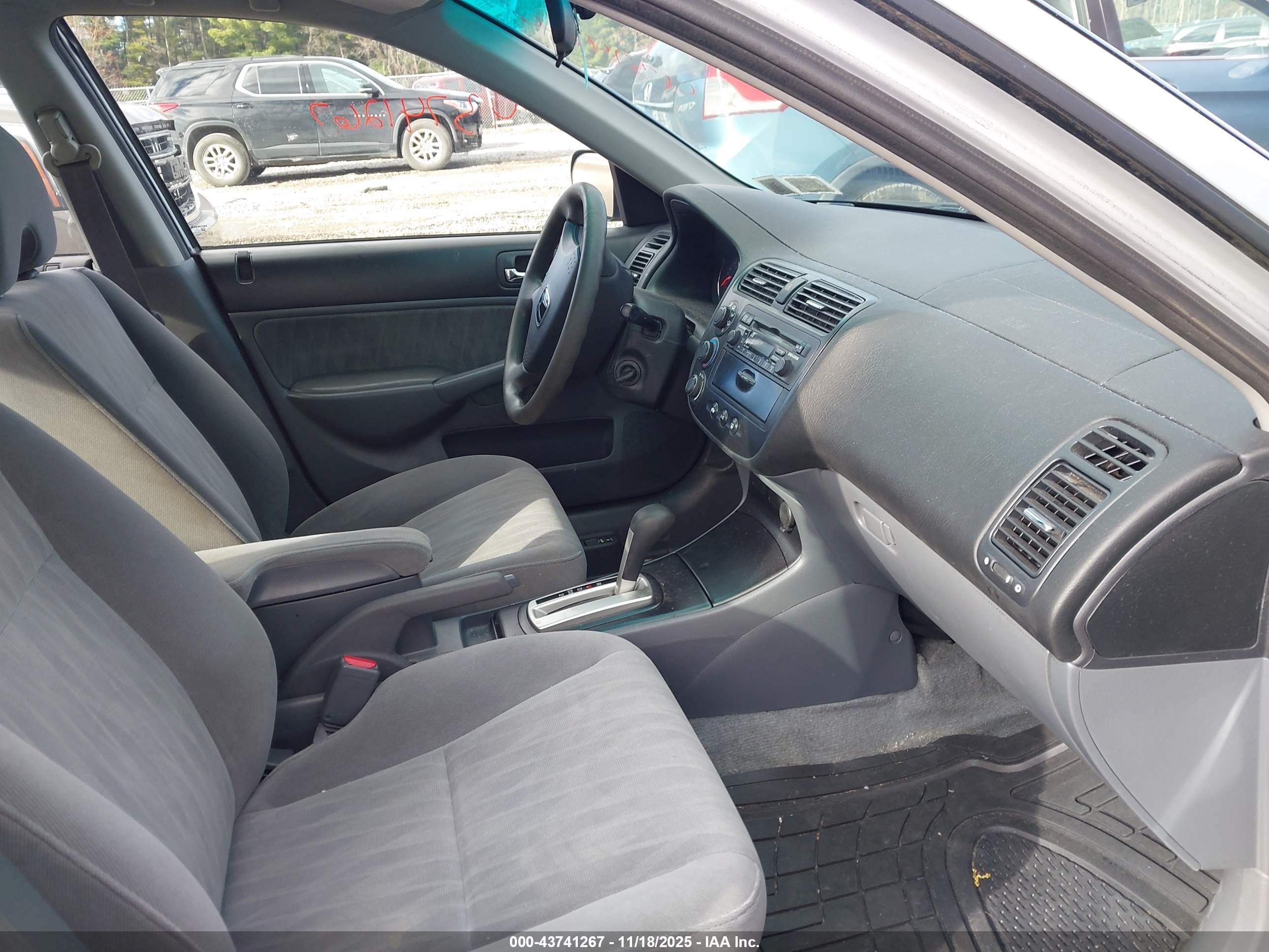 2005 Honda Civic Lx Silver vin: 2HGES16595H615241