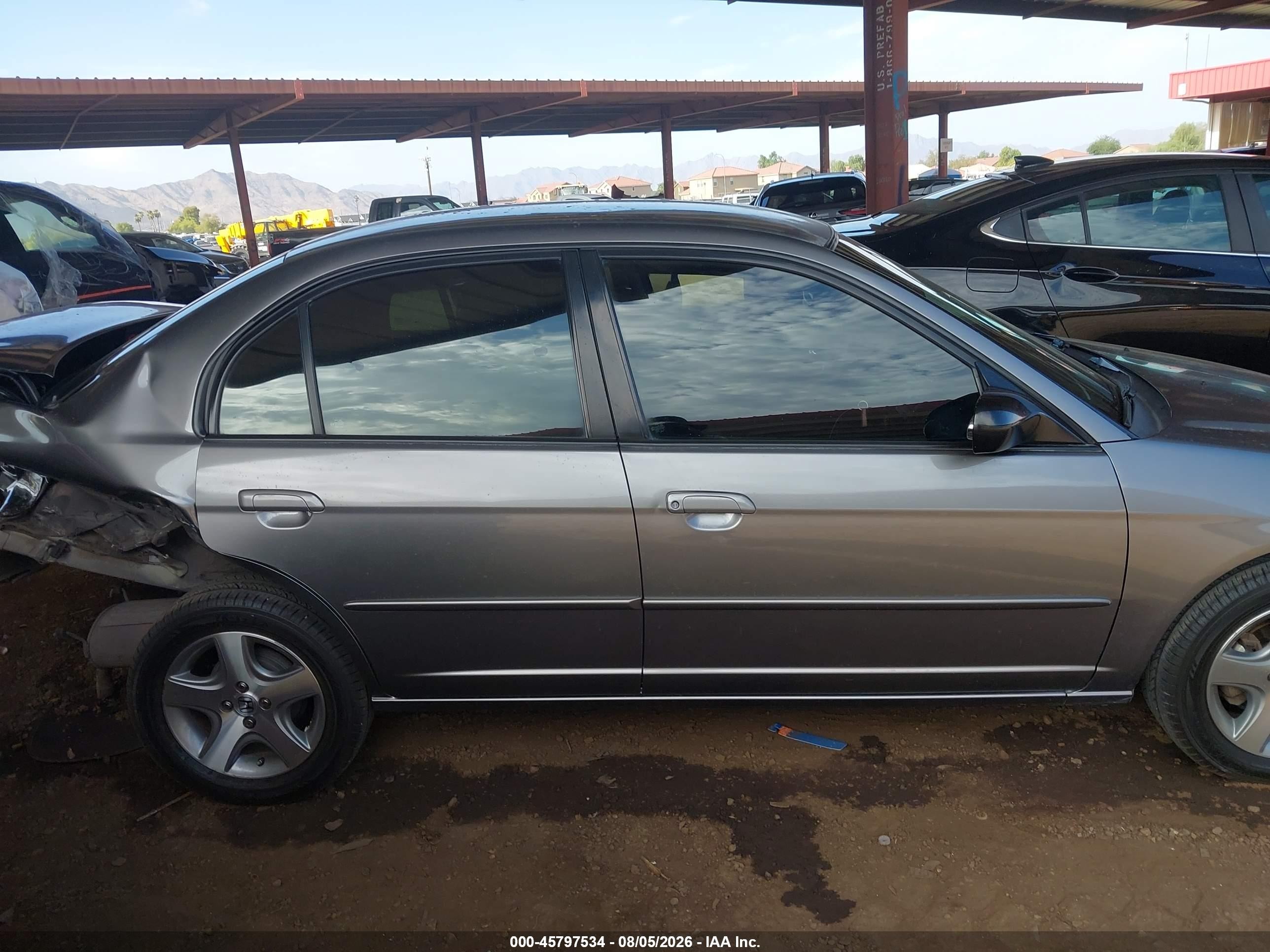 2004 Honda Civic Lx Silver vin: 2HGES165X4H608846