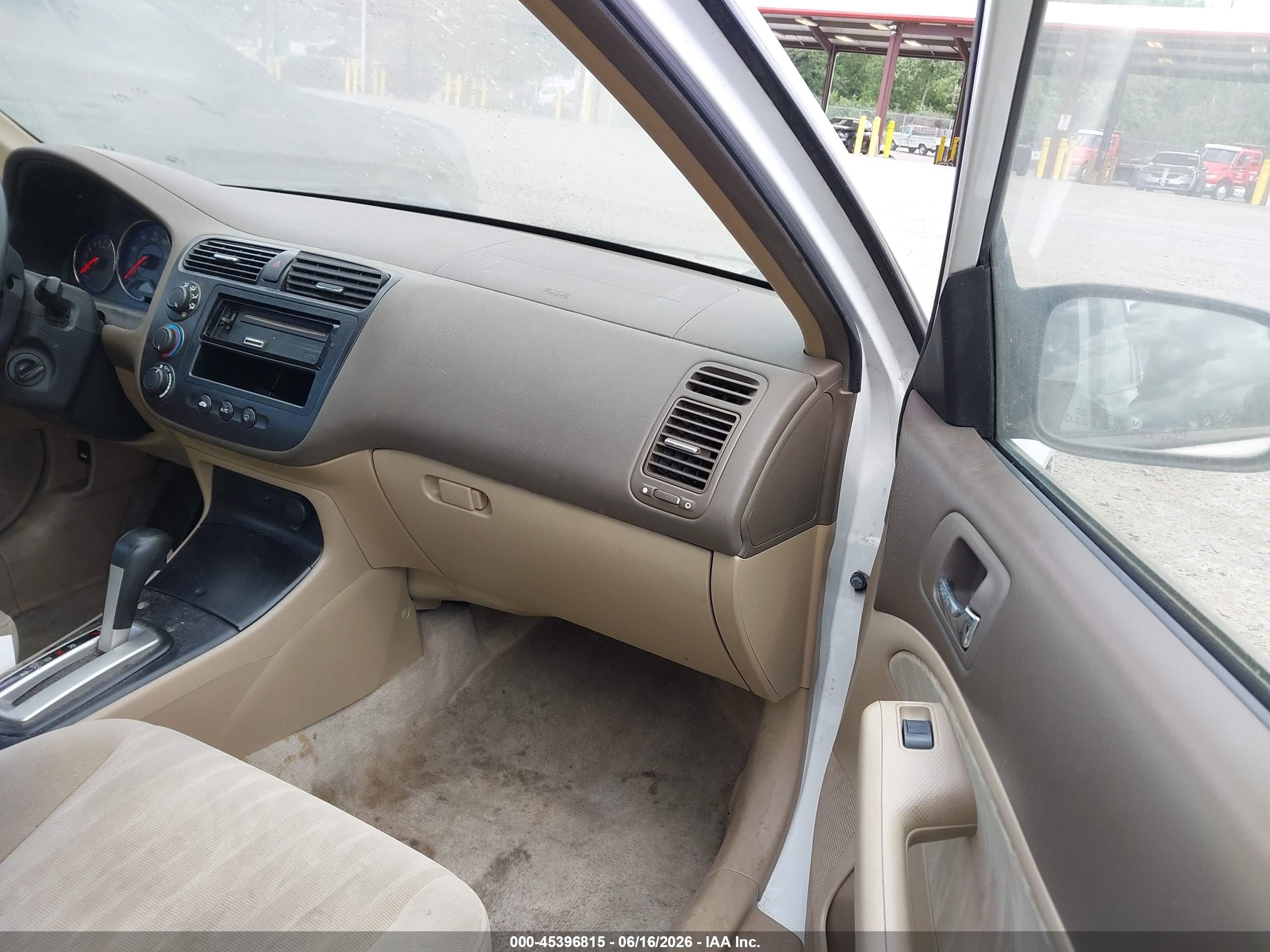2004 Honda Civic Lx Белый vin: 2HGES165X4H636341