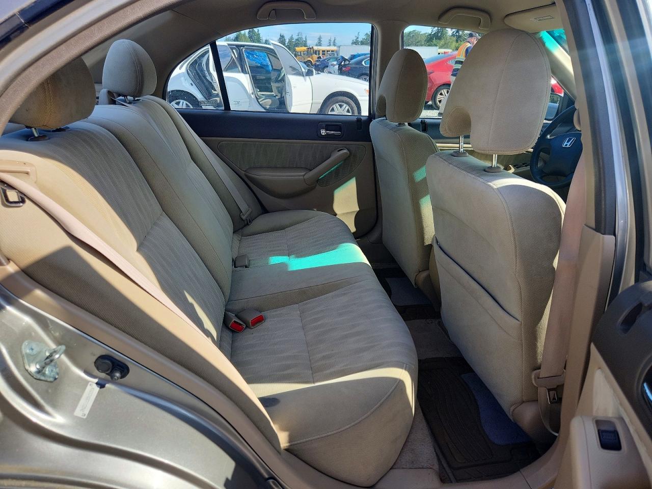2005 Honda Civic Lx Серебряный vin: 2HGES165X5H550934