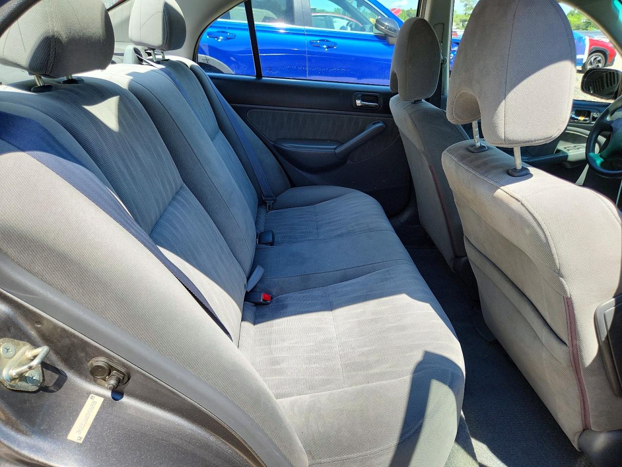 2005 Honda Civic Lx Silver vin: 2HGES16615H546988
