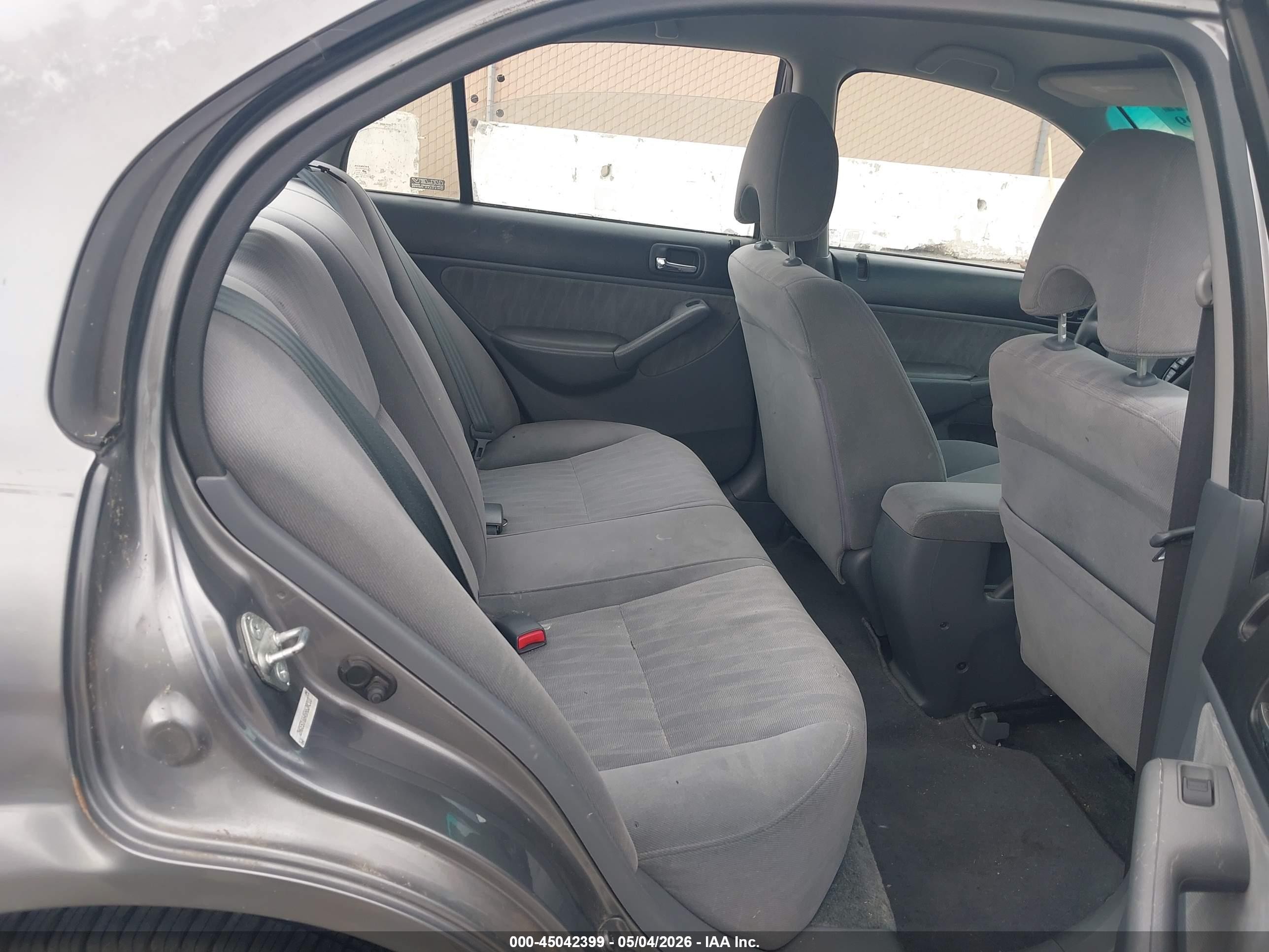 2005 Honda Civic Lx Gray vin: 2HGES16645H629203