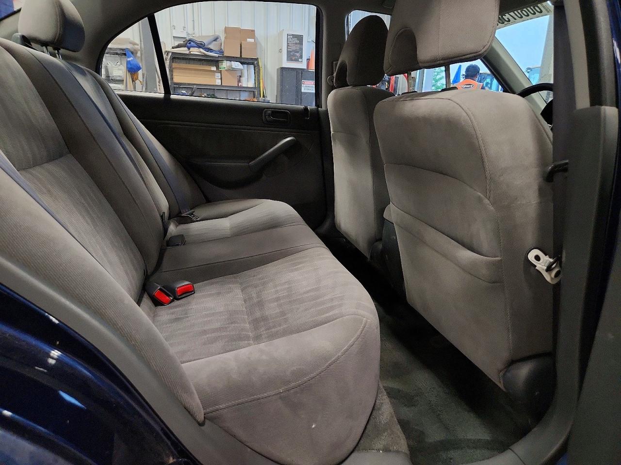 2004 Honda Civic Lx Blue vin: 2HGES16664H931445