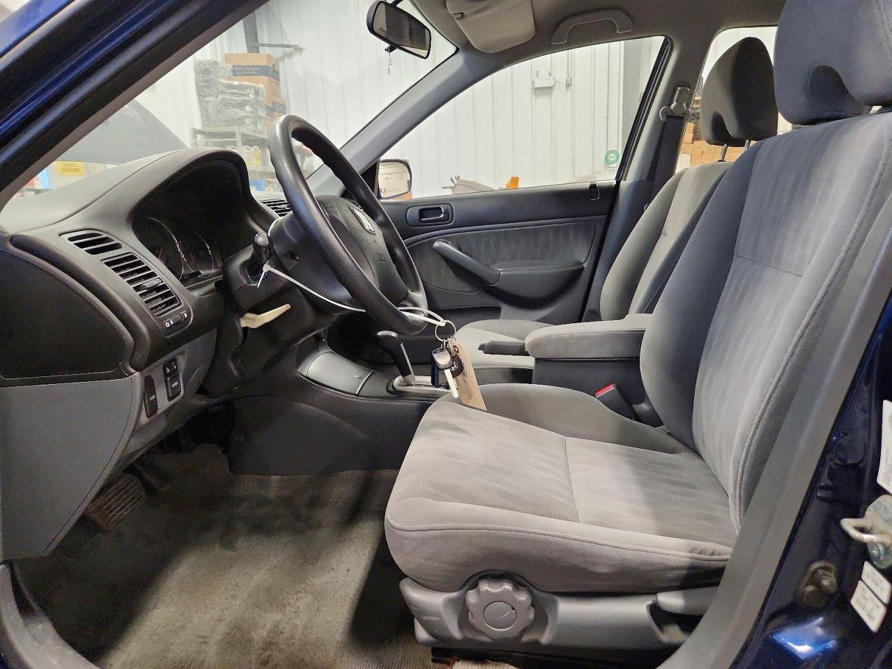 2004 Honda Civic Lx Blue vin: 2HGES16664H931445