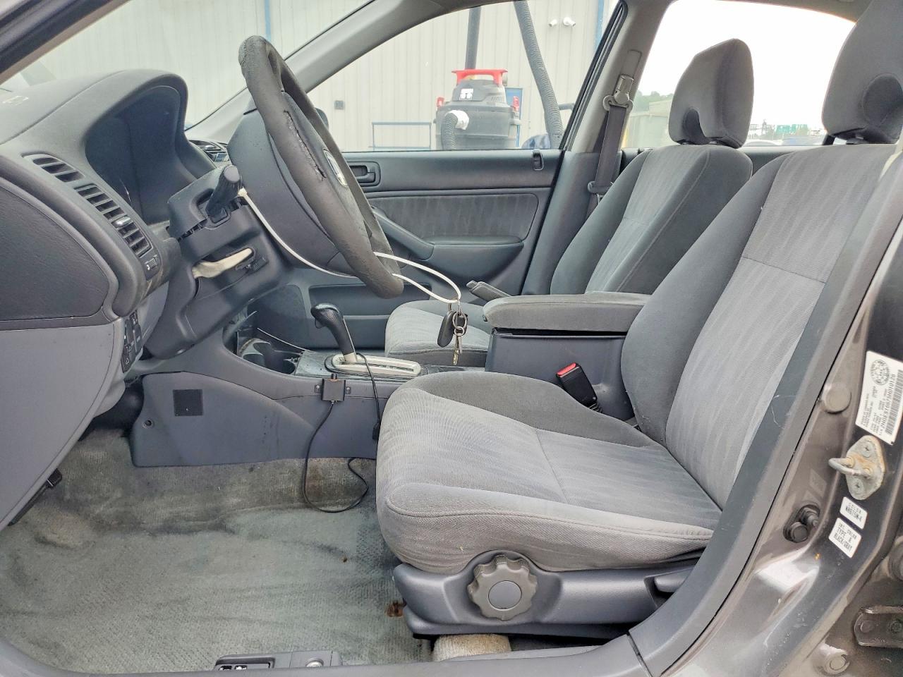 2005 Honda Civic Lx Gray vin: 2HGES16675H010126