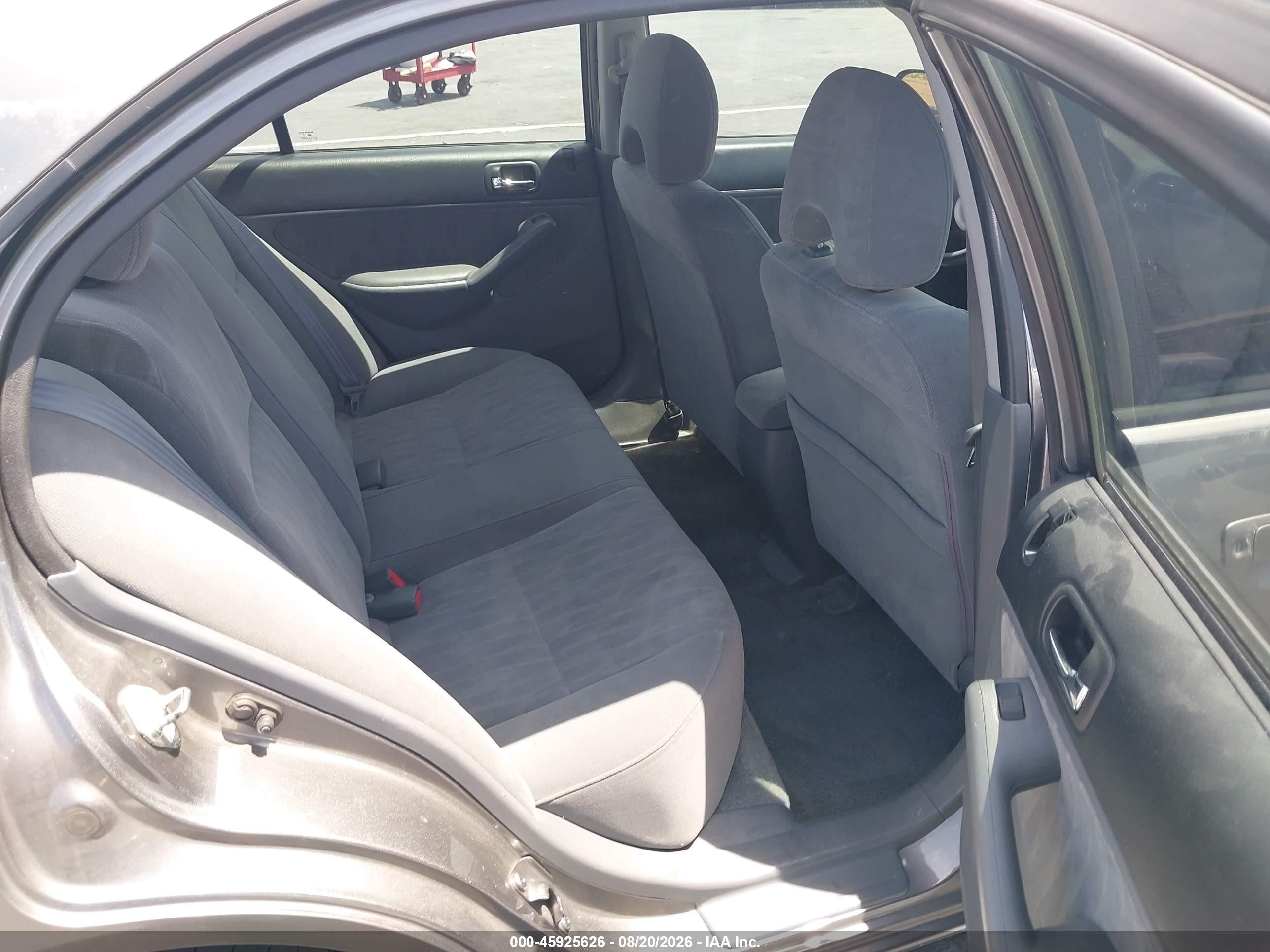 2005 Honda Civic Lx Silver vin: 2HGES16675H592258