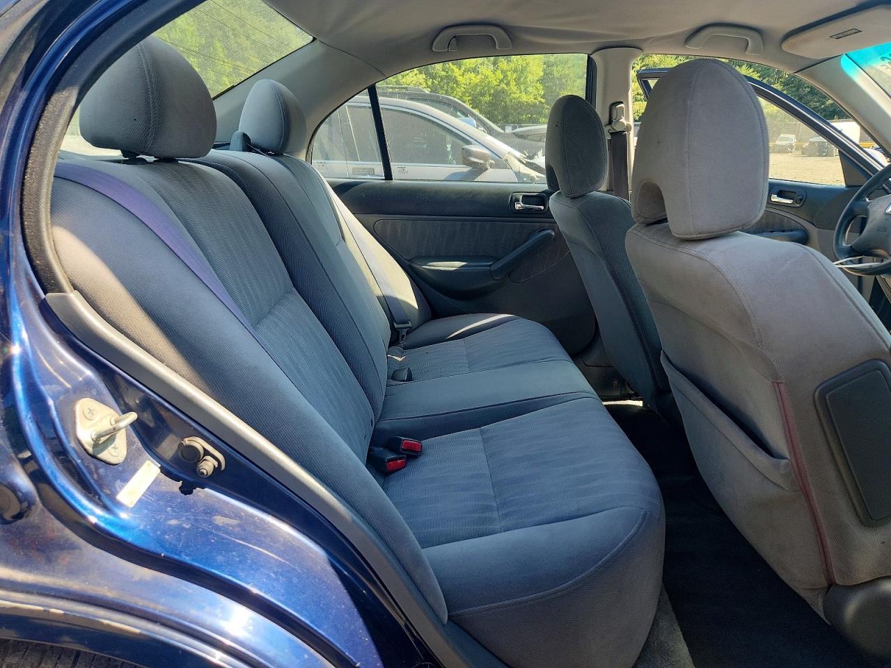 2004 Honda Civic Lx Blue vin: 2HGES16684H559249