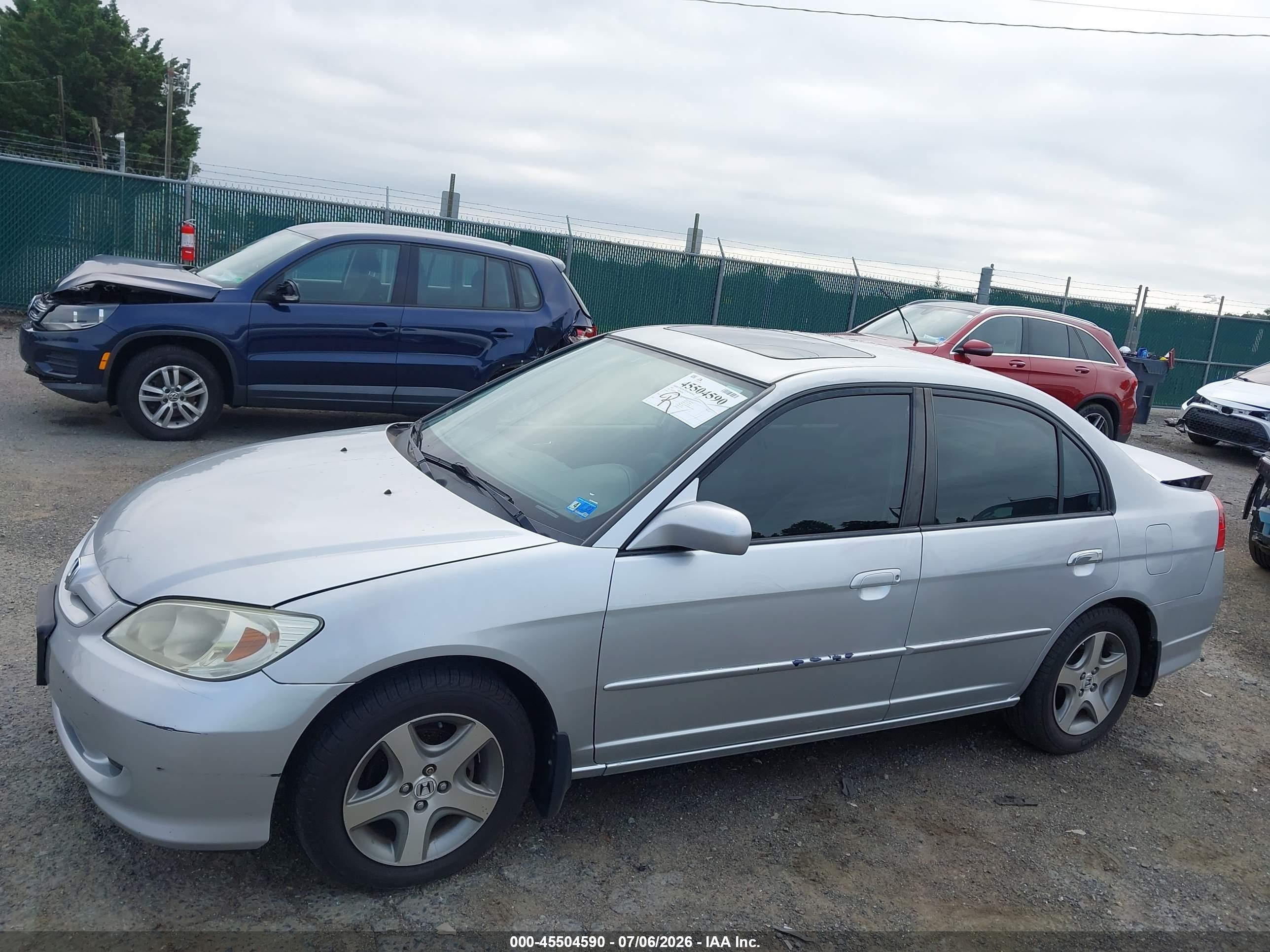 2004 Honda Civic Ex Silver vin: 2HGES25764H500281
