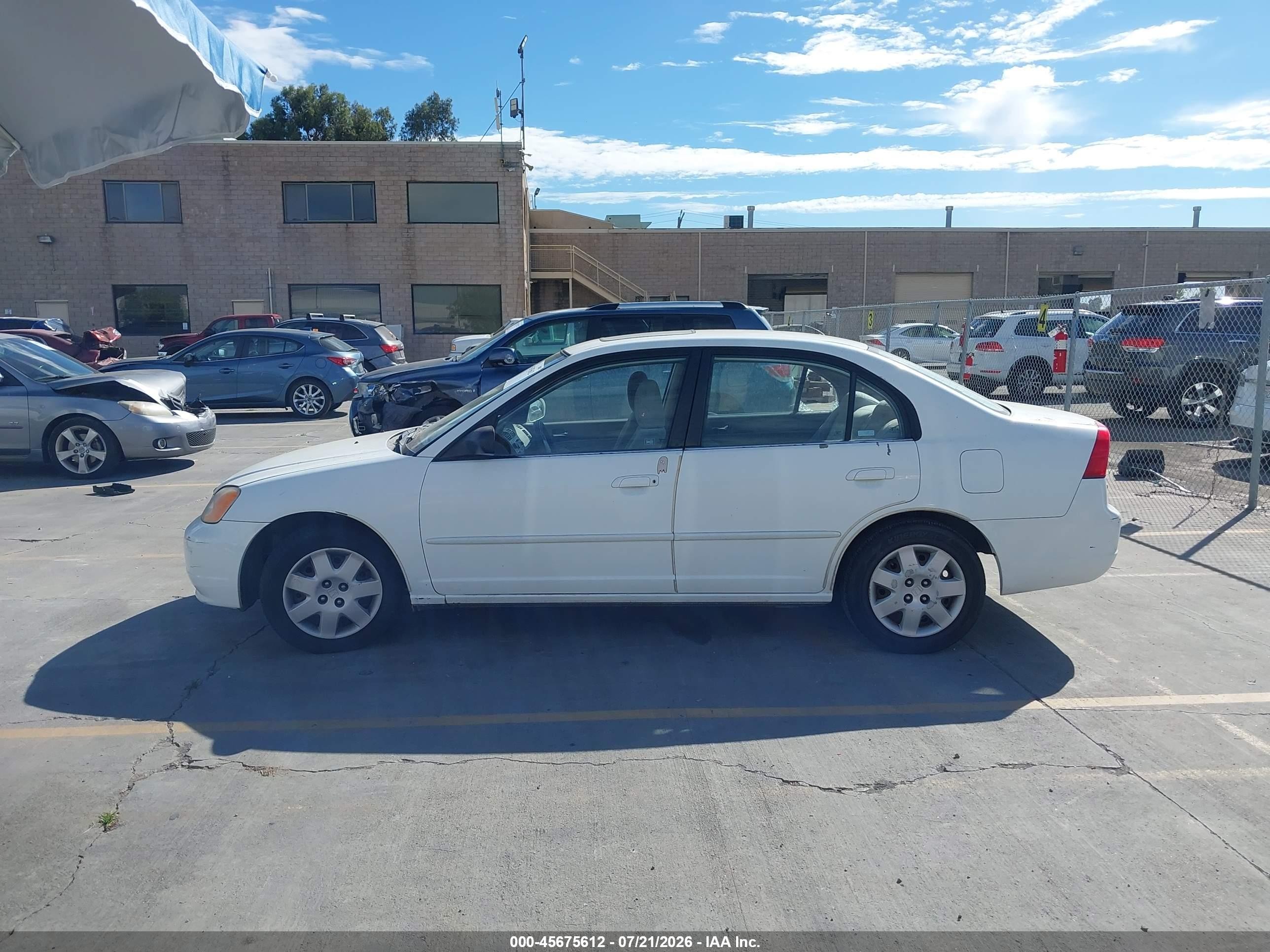 2002 Honda Civic Ex White vin: 2HGES26702H561038