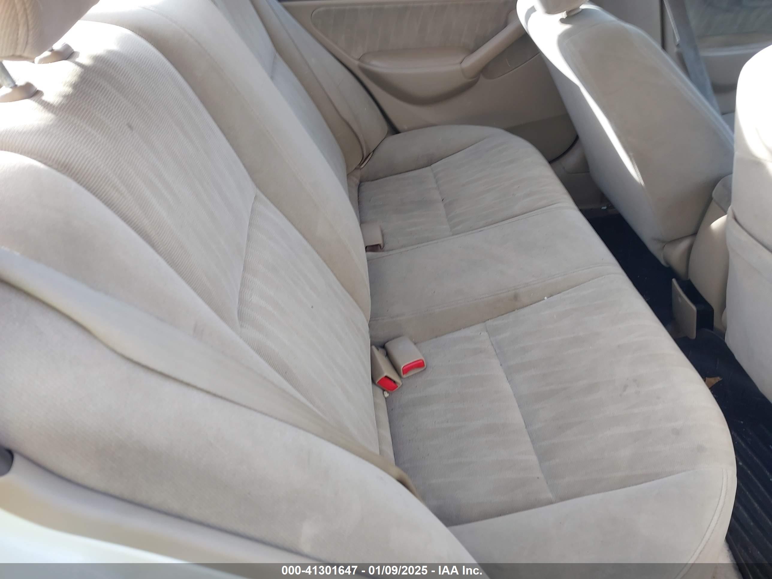 2004 Honda Civic Ex White vin: 2HGES26724H506299