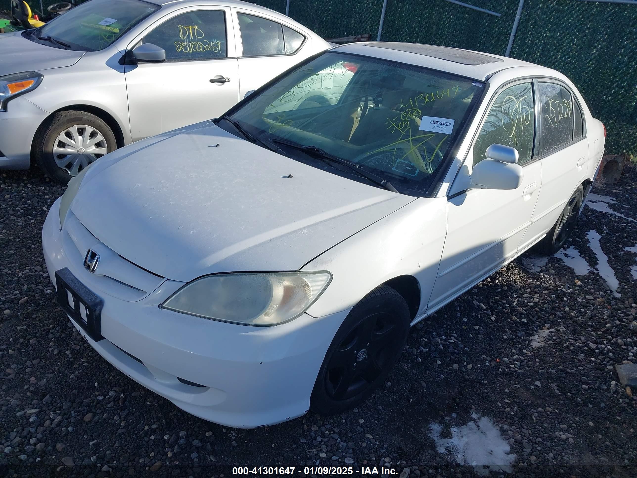 2004 Honda Civic Ex White vin: 2HGES26724H506299