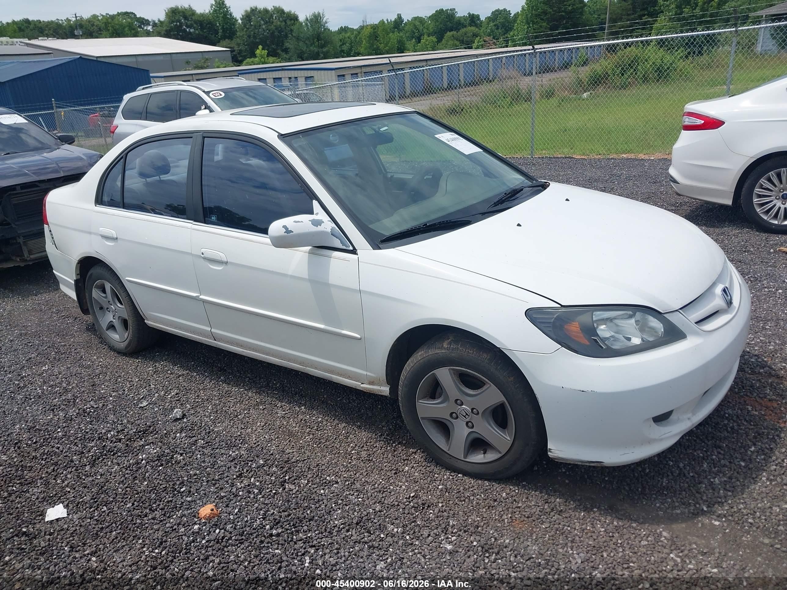 2004 Honda Civic Ex White vin: 2HGES26744H528207