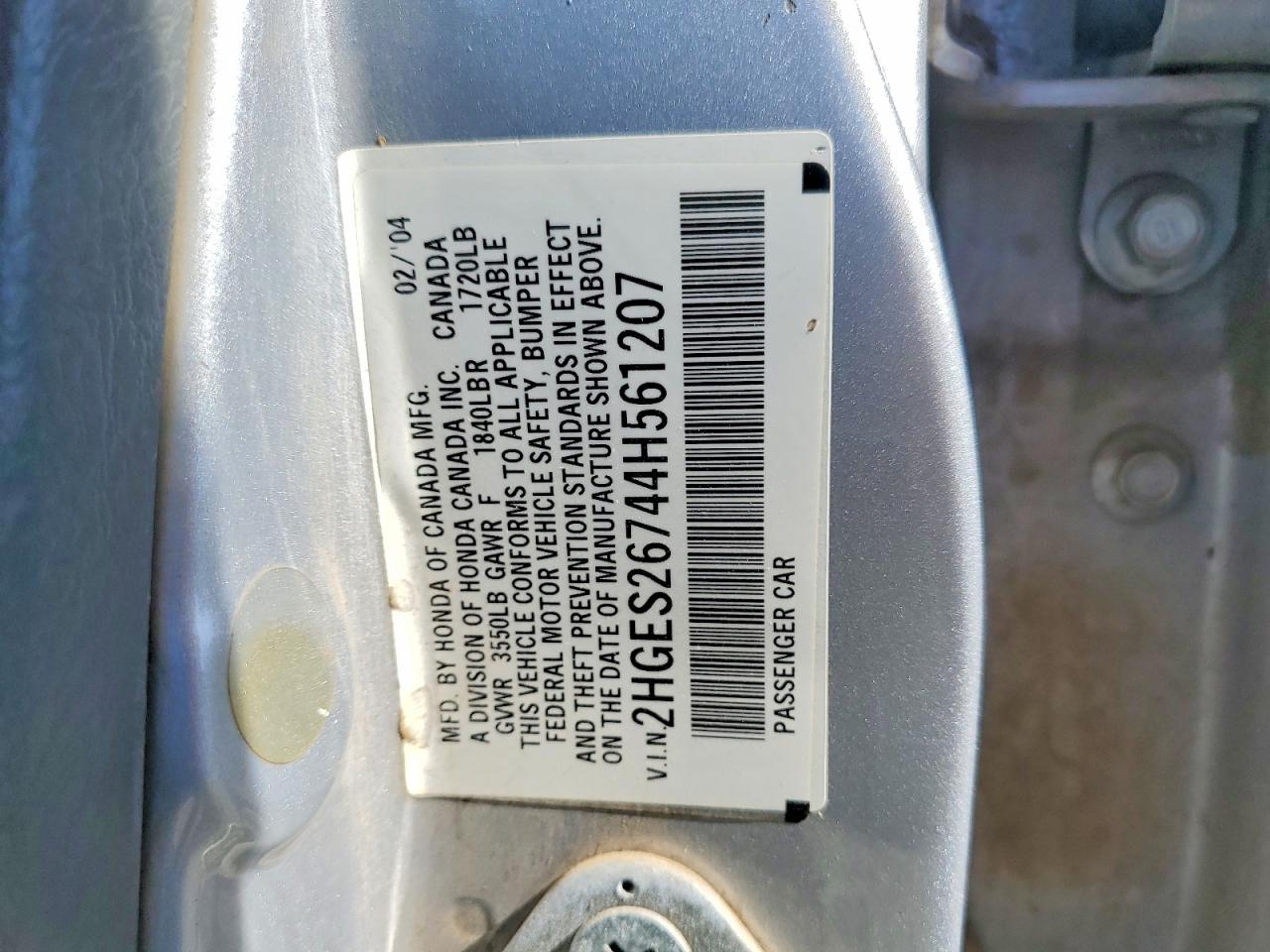 2004 Hond Civic Silver vin: 2HGES26744H561207