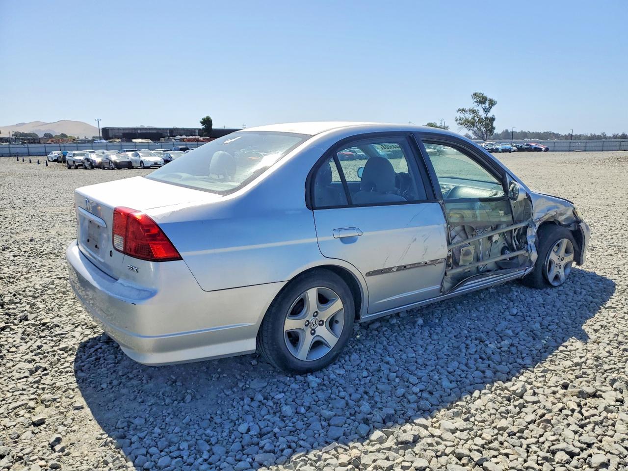 2004 Hond Civic Silver vin: 2HGES26744H561207