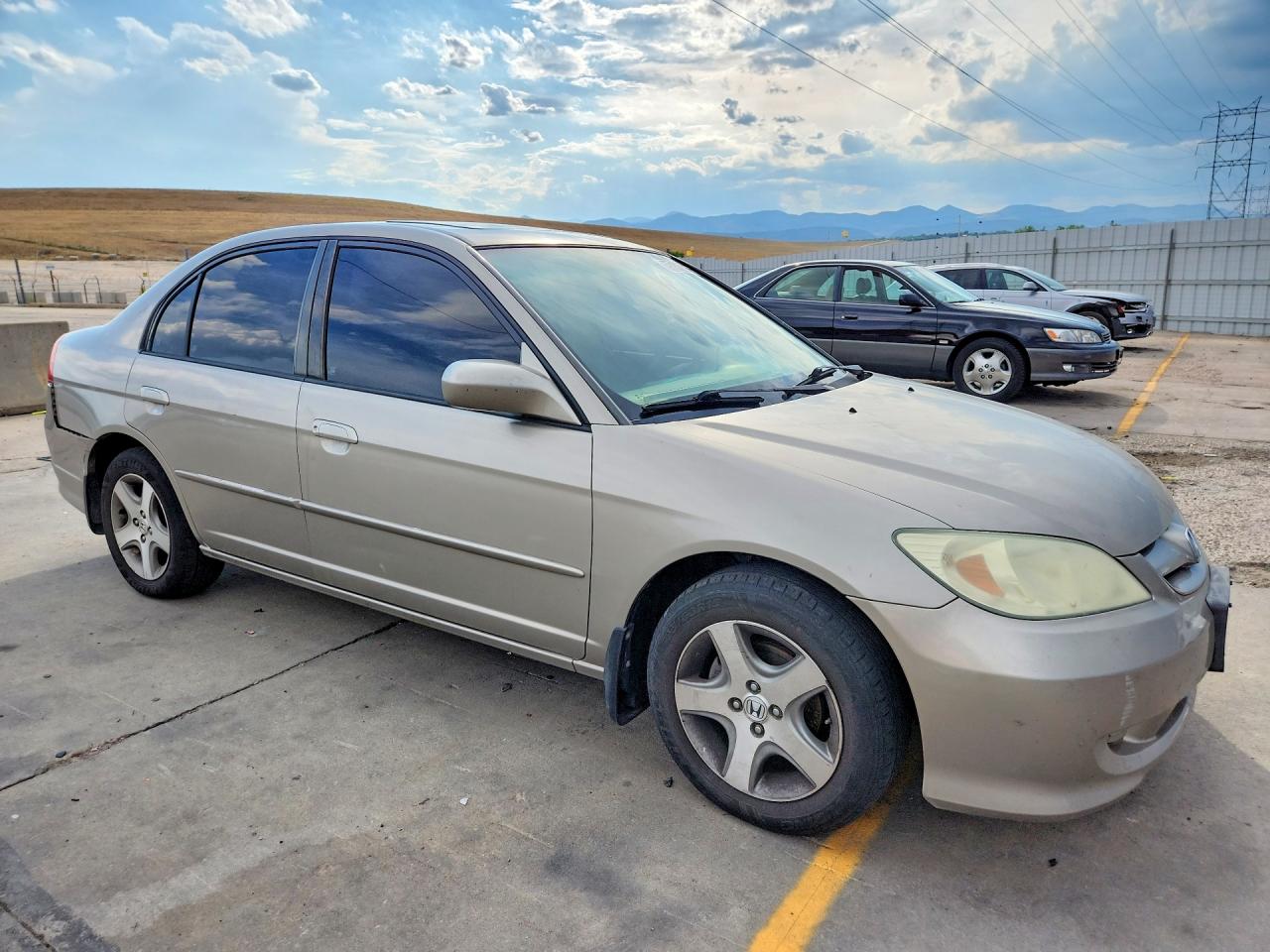 2004 Honda Civic Ex Gold vin: 2HGES26754H561121