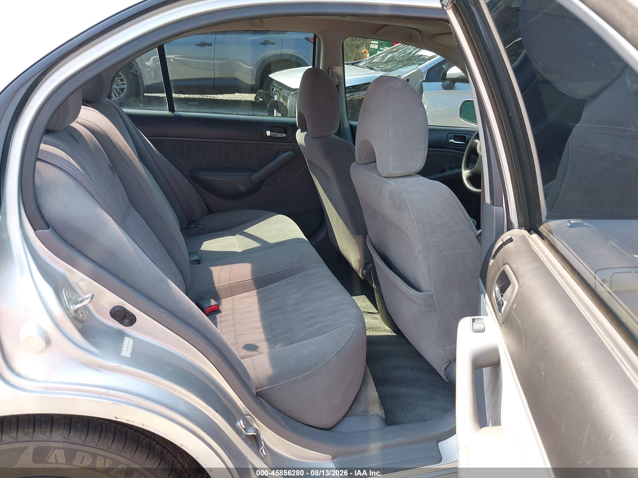 2005 Honda Civic Ex Серебряный vin: 2HGES26755H552369